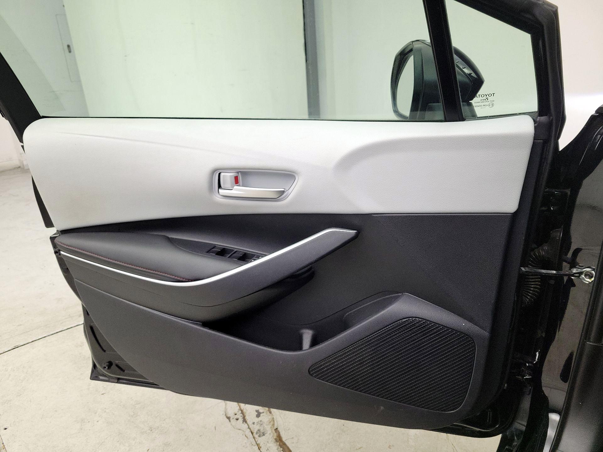 Thumbnail: 2023 Toyota Corolla - 12