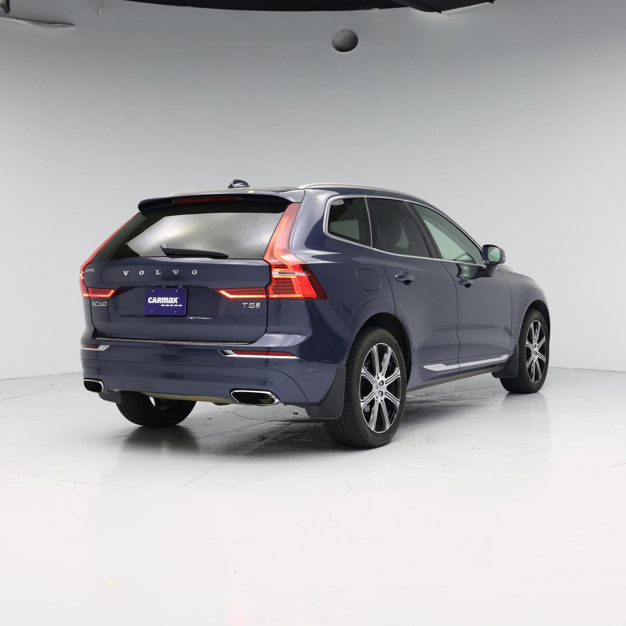 Thumbnail: 2020 Volvo XC60 - 8