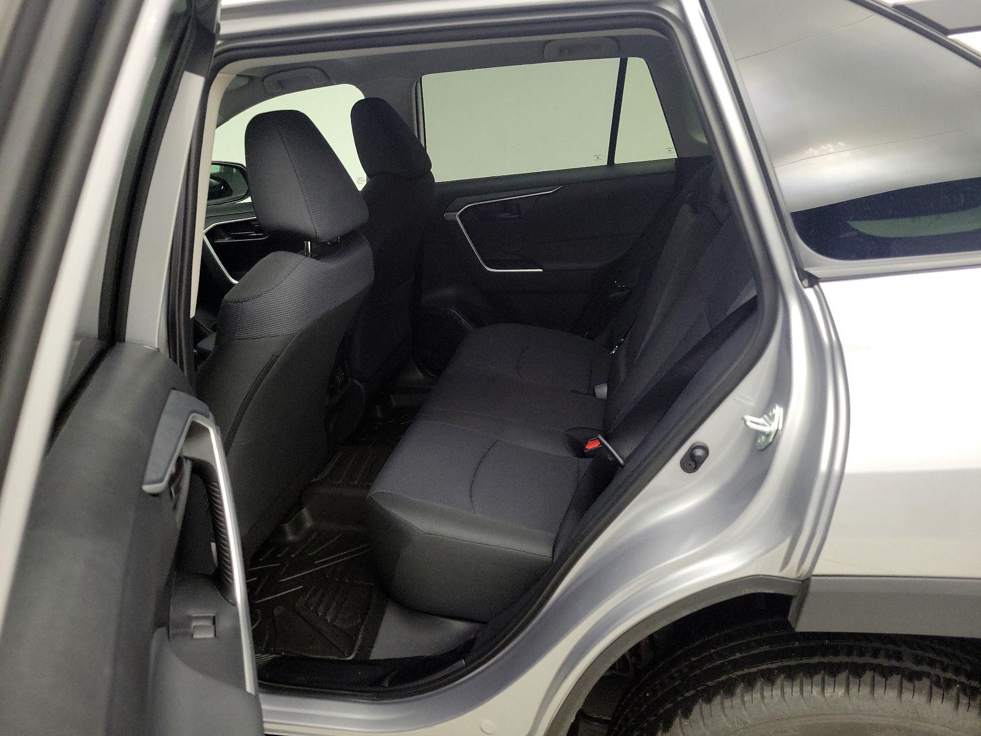 Thumbnail: 2025 Toyota RAV4 - 19