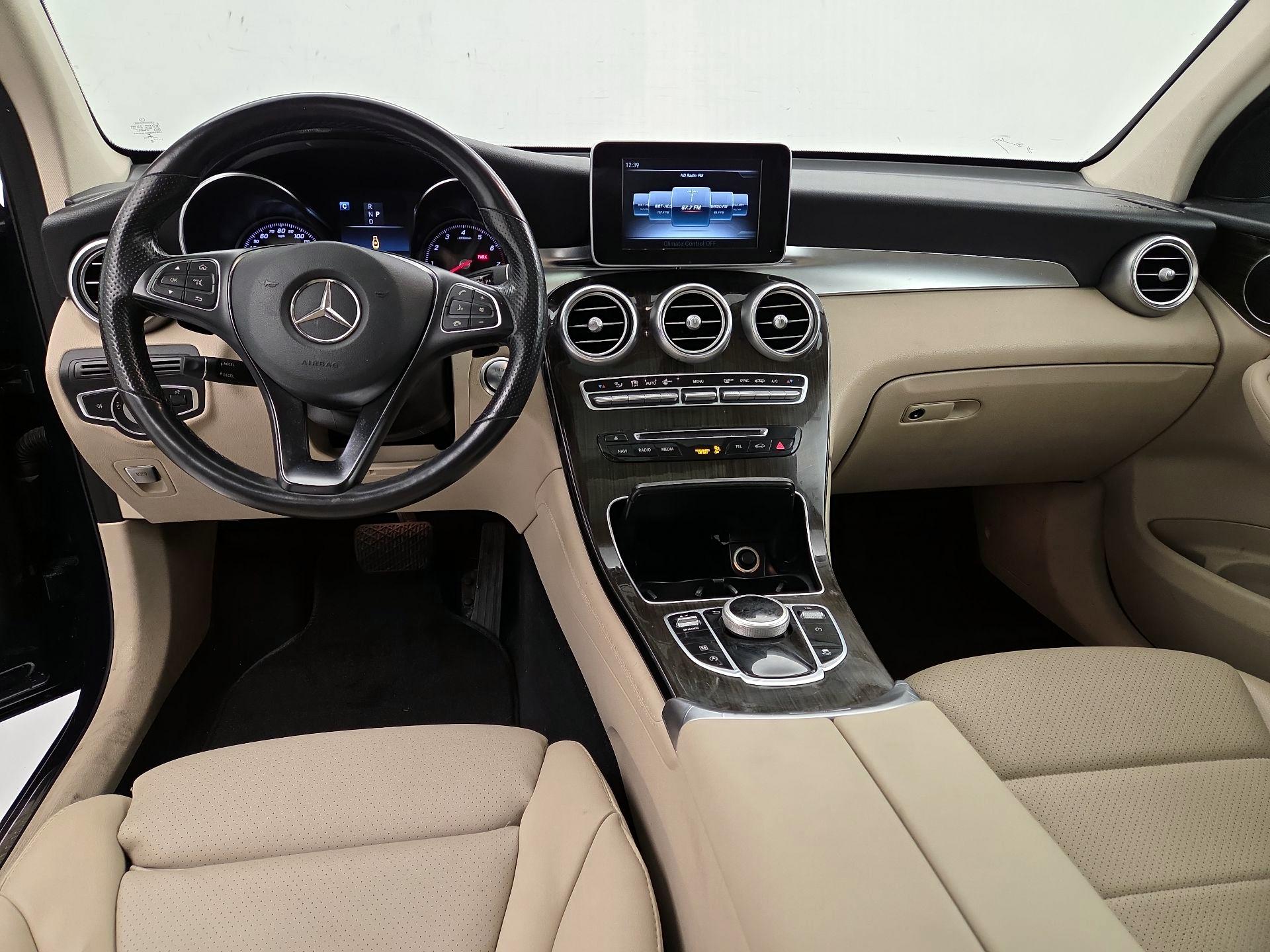 Thumbnail: 2019 Mercedes-Benz GLC - 9