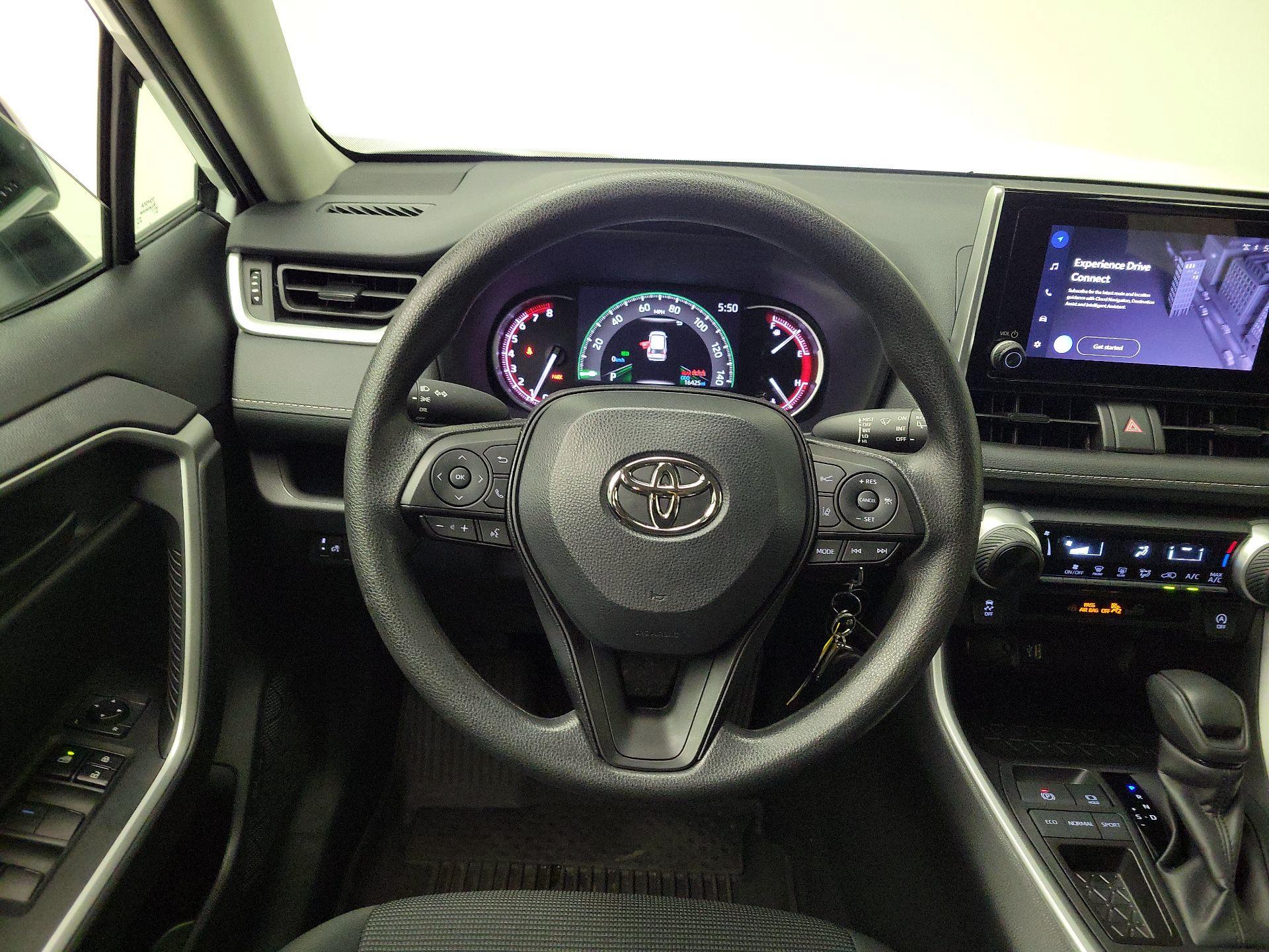 Thumbnail: 2024 Toyota RAV4 - 10