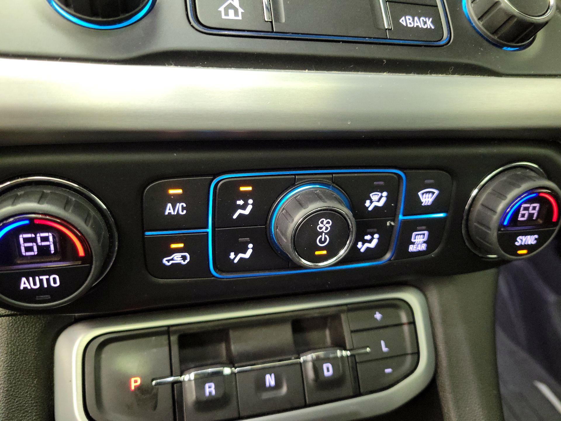 Thumbnail: 2021 GMC Acadia - 17