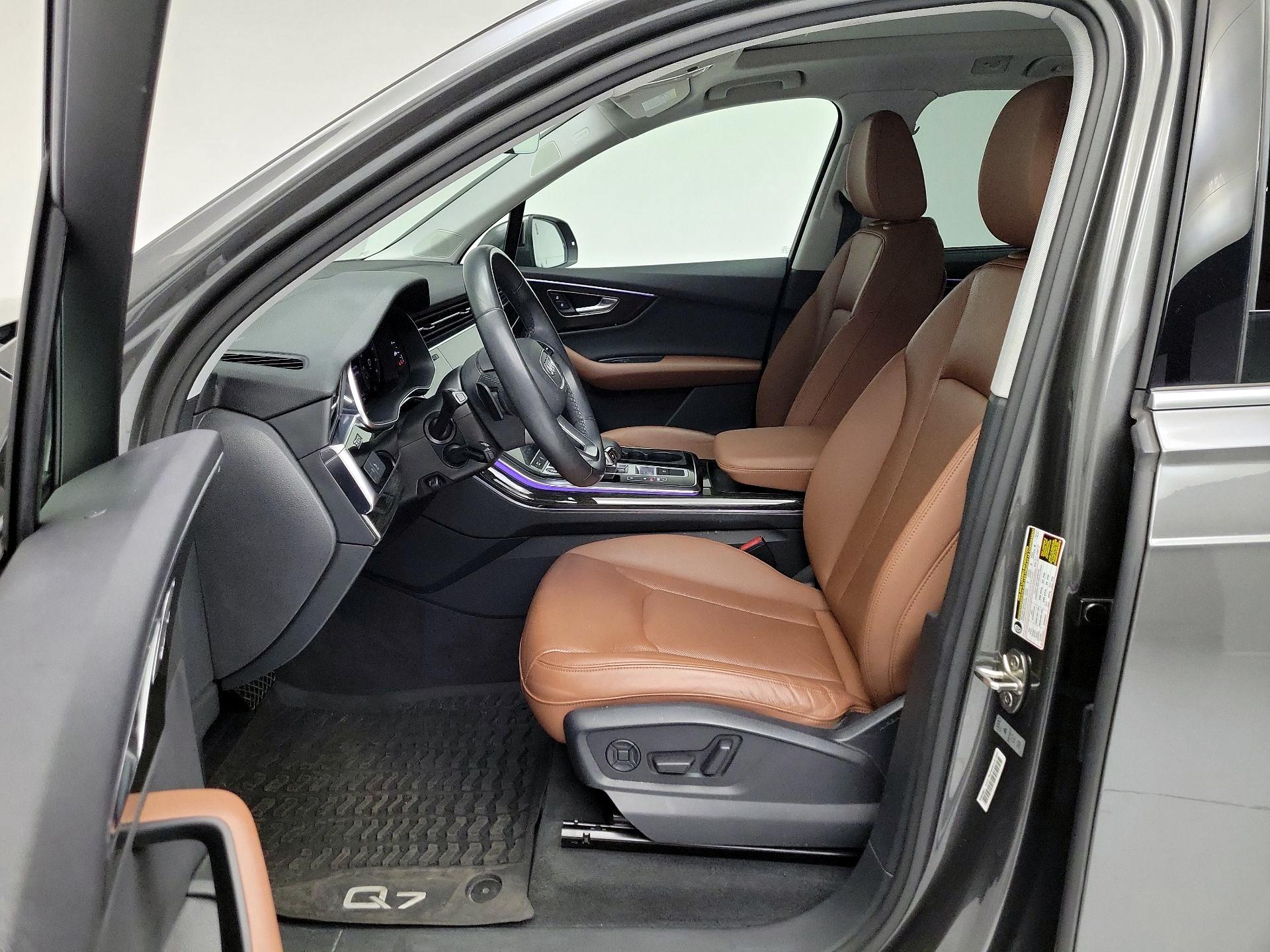 Thumbnail: 2022 Audi Q7 - 11