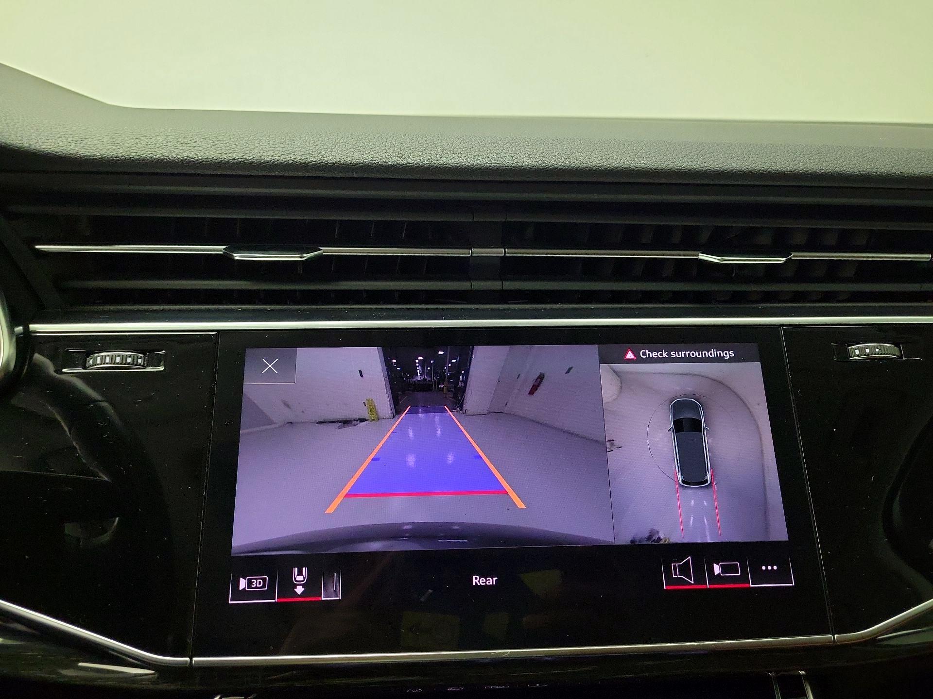 Thumbnail: 2022 Audi Q7 - 15