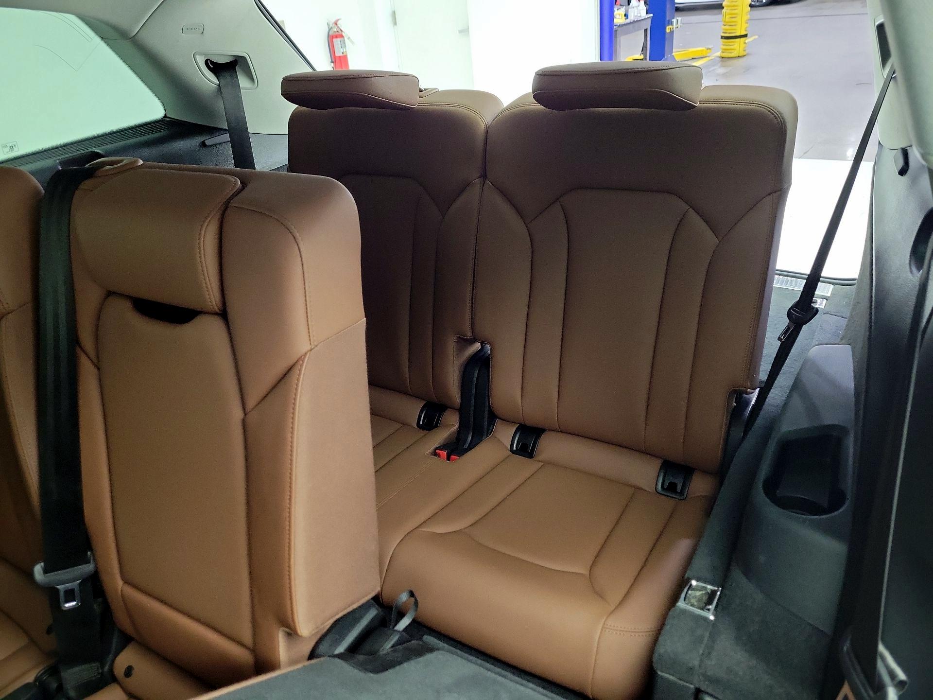 Thumbnail: 2022 Audi Q7 - 20