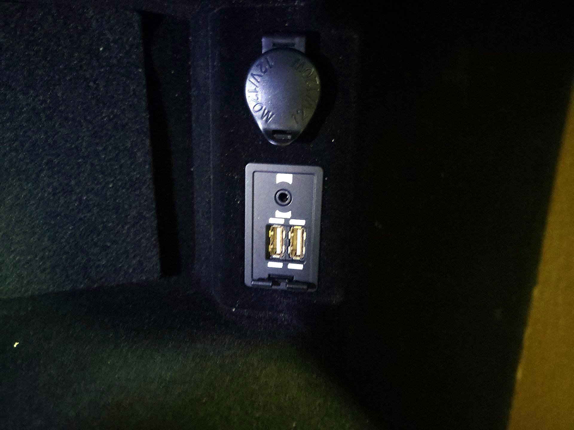 Thumbnail: 2016 Lexus ES - 18