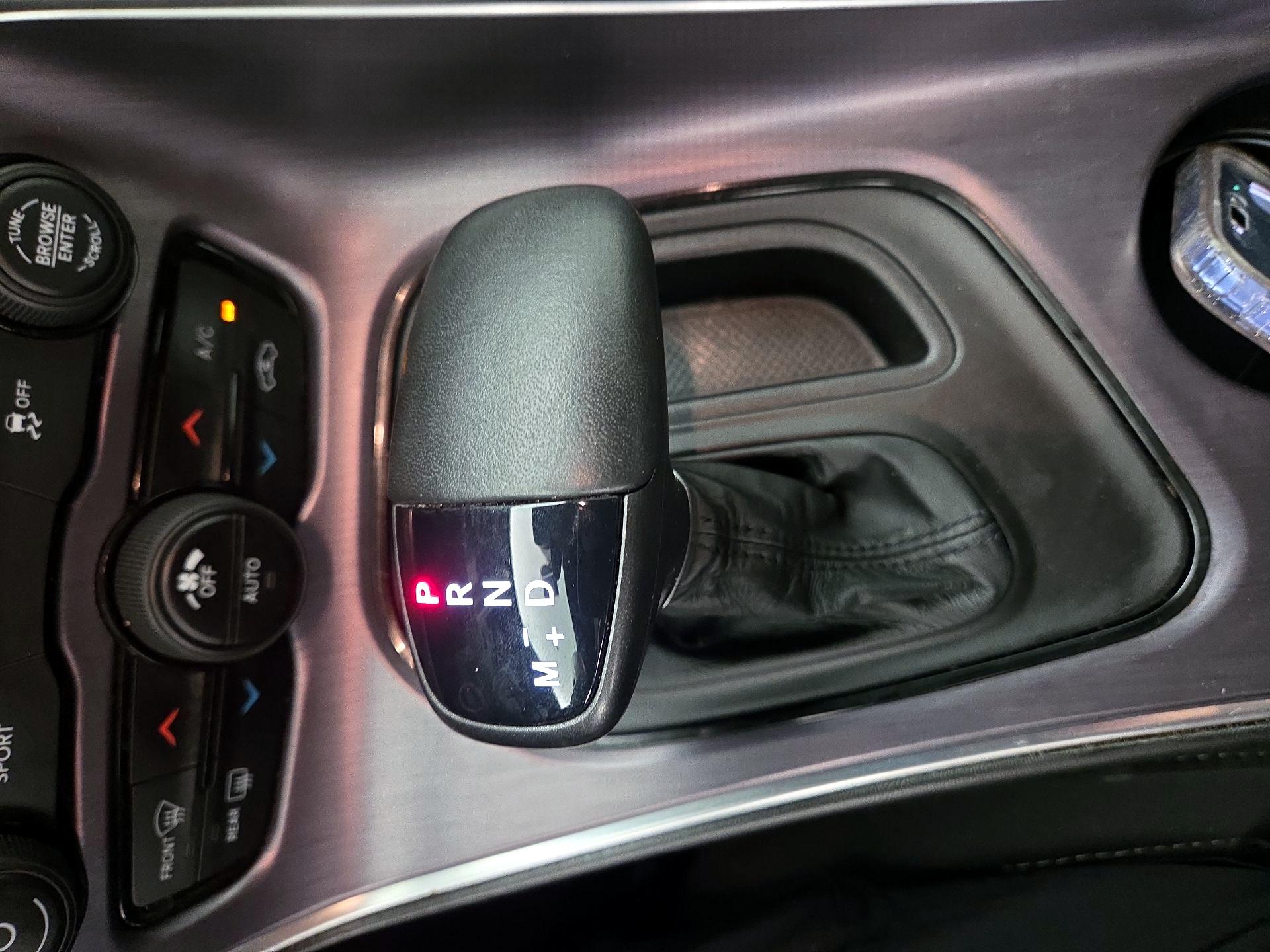 Thumbnail: 2018 Dodge Challenger - 17