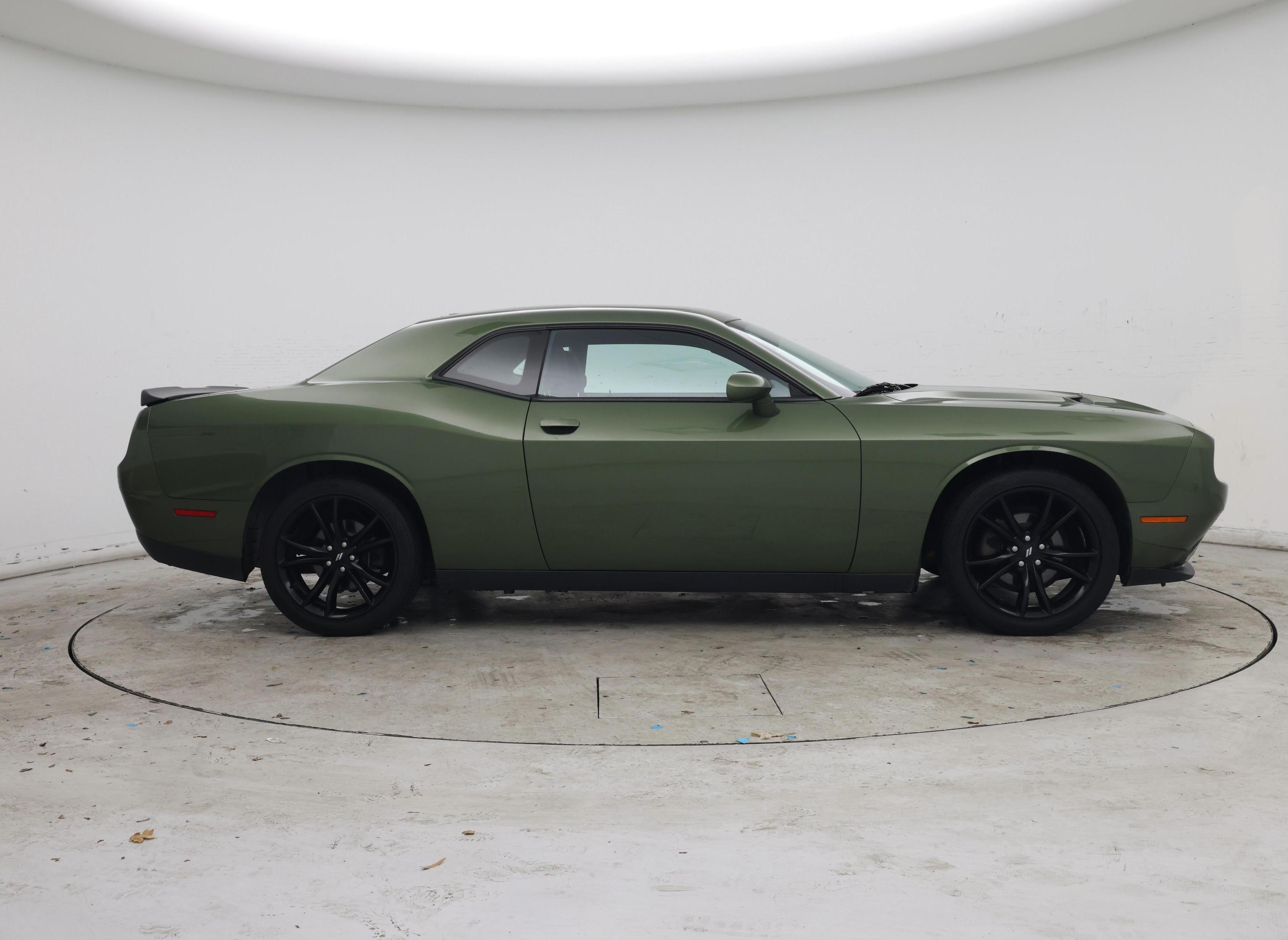 Thumbnail: 2018 Dodge Challenger - 7