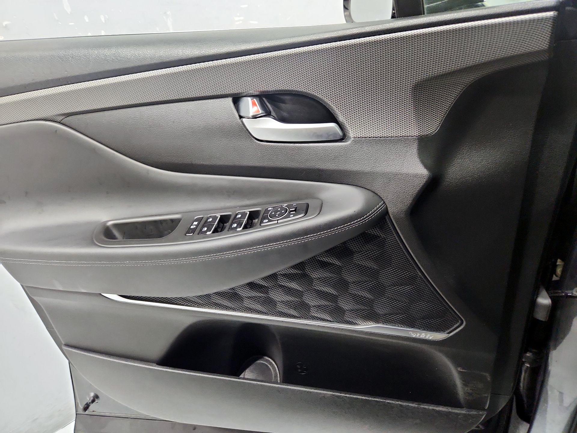 Thumbnail: 2020 Hyundai Santa Fe - 12