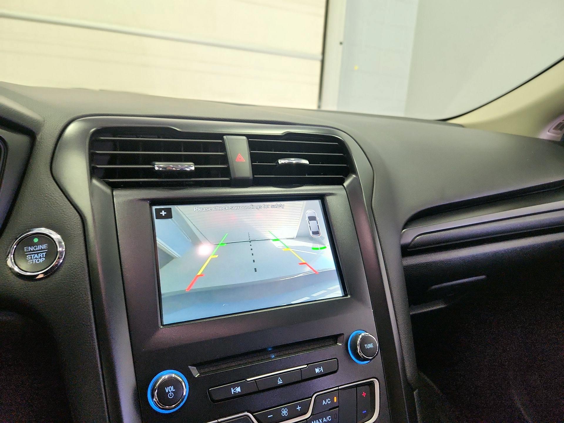 Thumbnail: 2018 Ford Fusion - 15