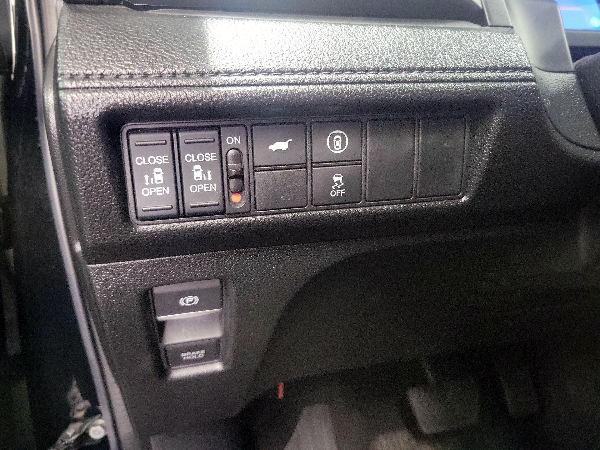 Thumbnail: 2023 Honda Odyssey - 11