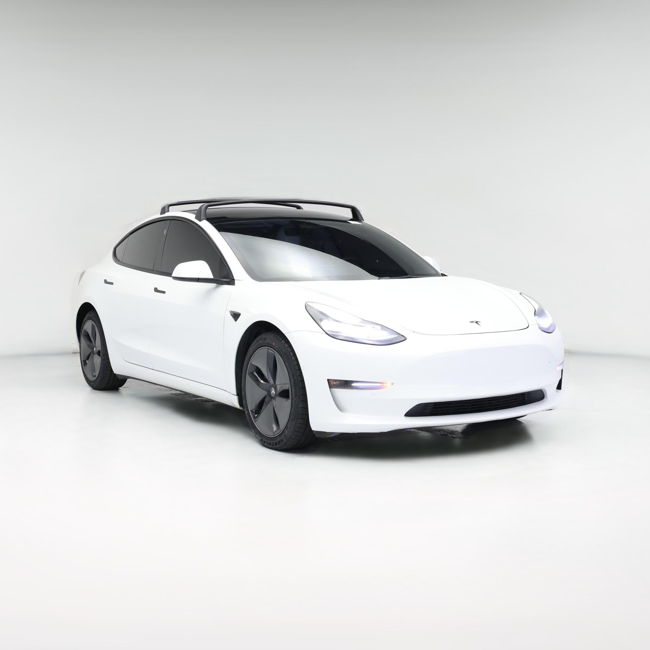 Thumbnail: 2022 Tesla Model 3 - 1