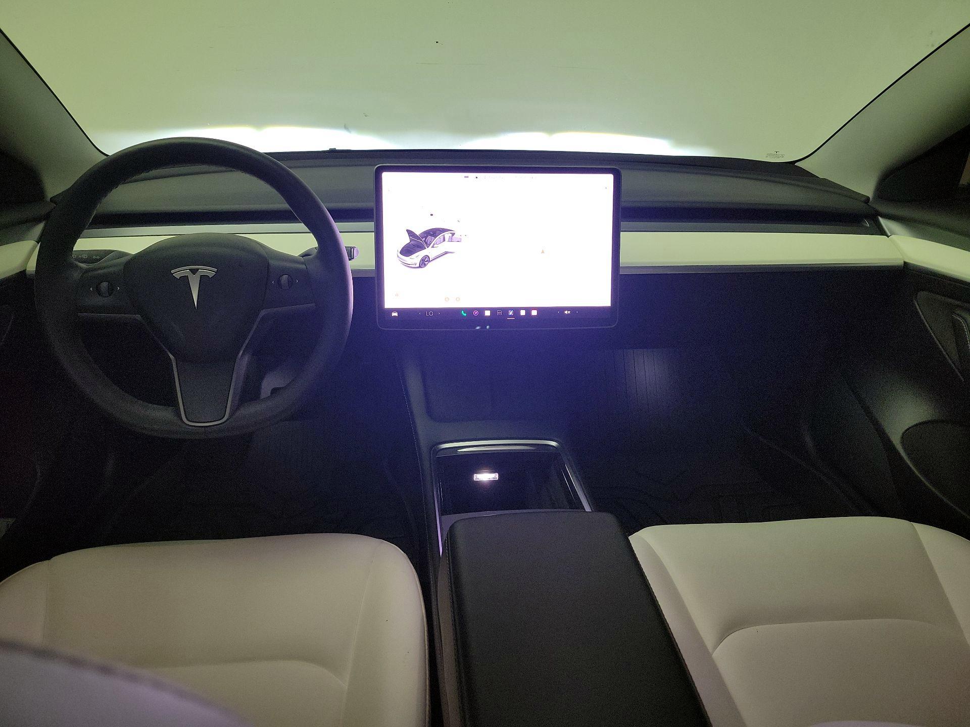 Thumbnail: 2022 Tesla Model 3 - 9