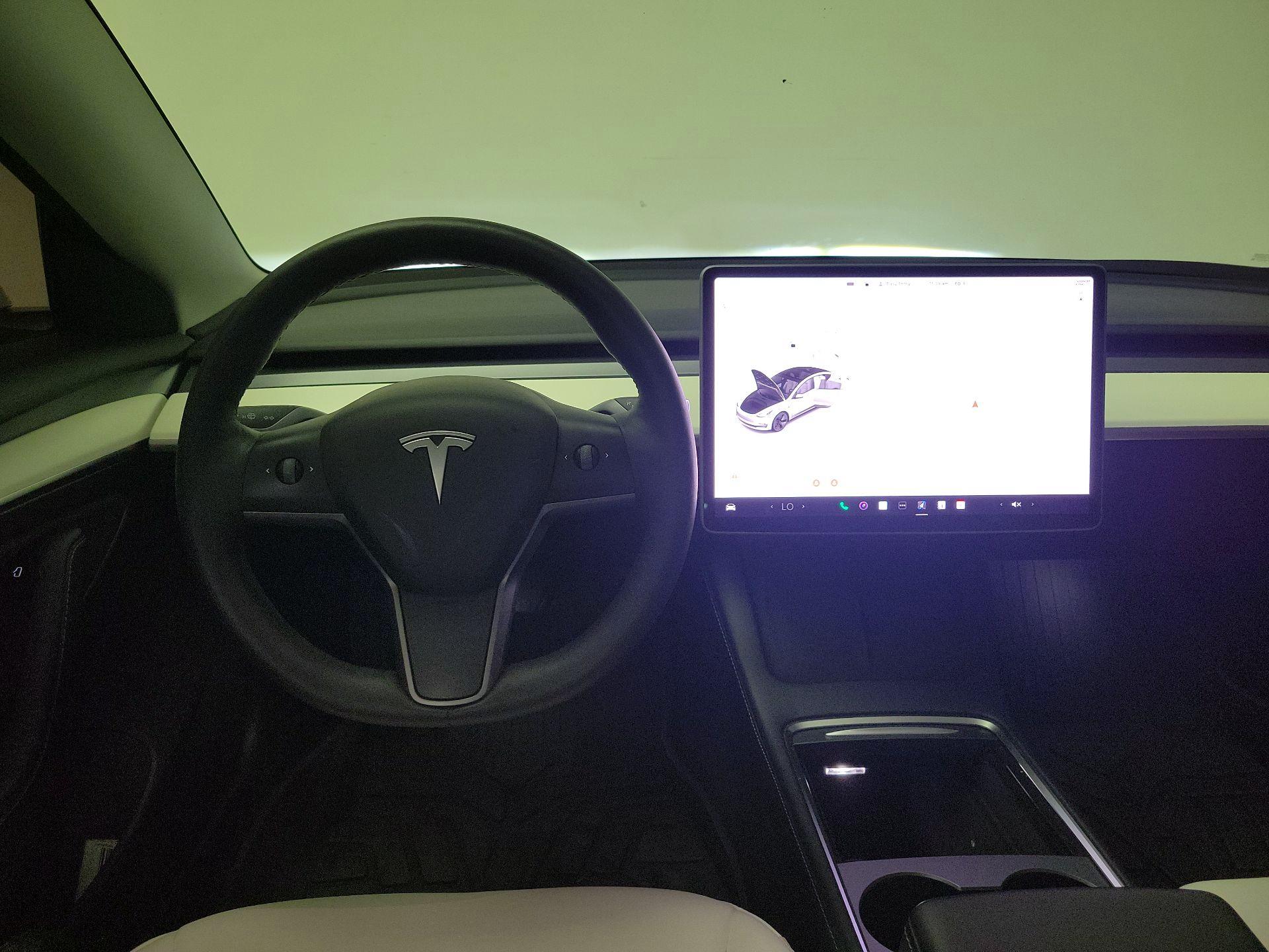 Thumbnail: 2022 Tesla Model 3 - 10
