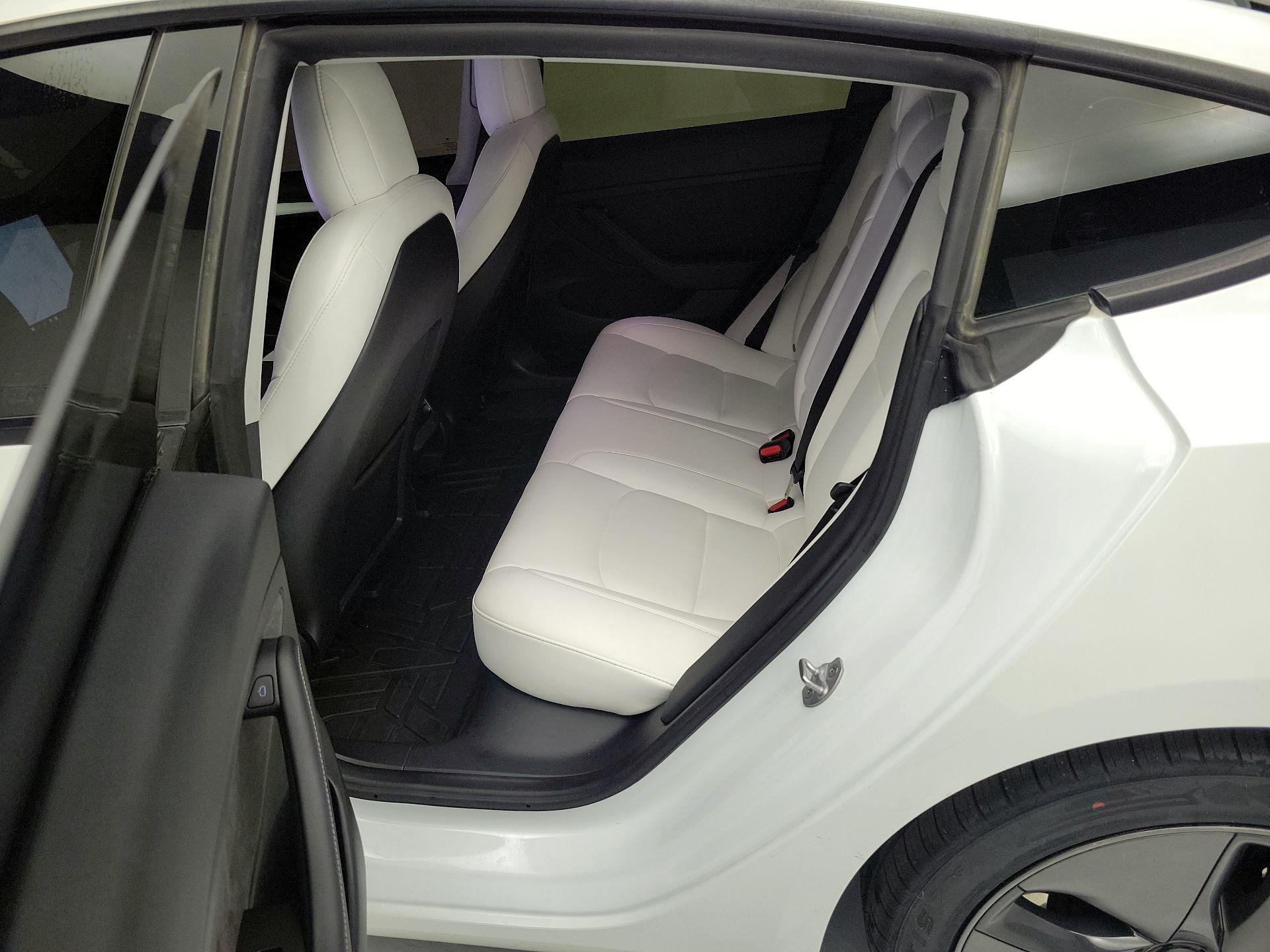 Thumbnail: 2022 Tesla Model 3 - 20