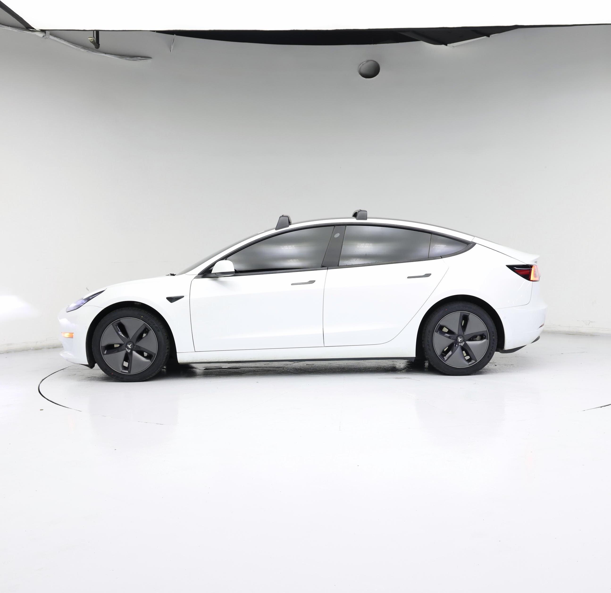 Thumbnail: 2022 Tesla Model 3 - 3