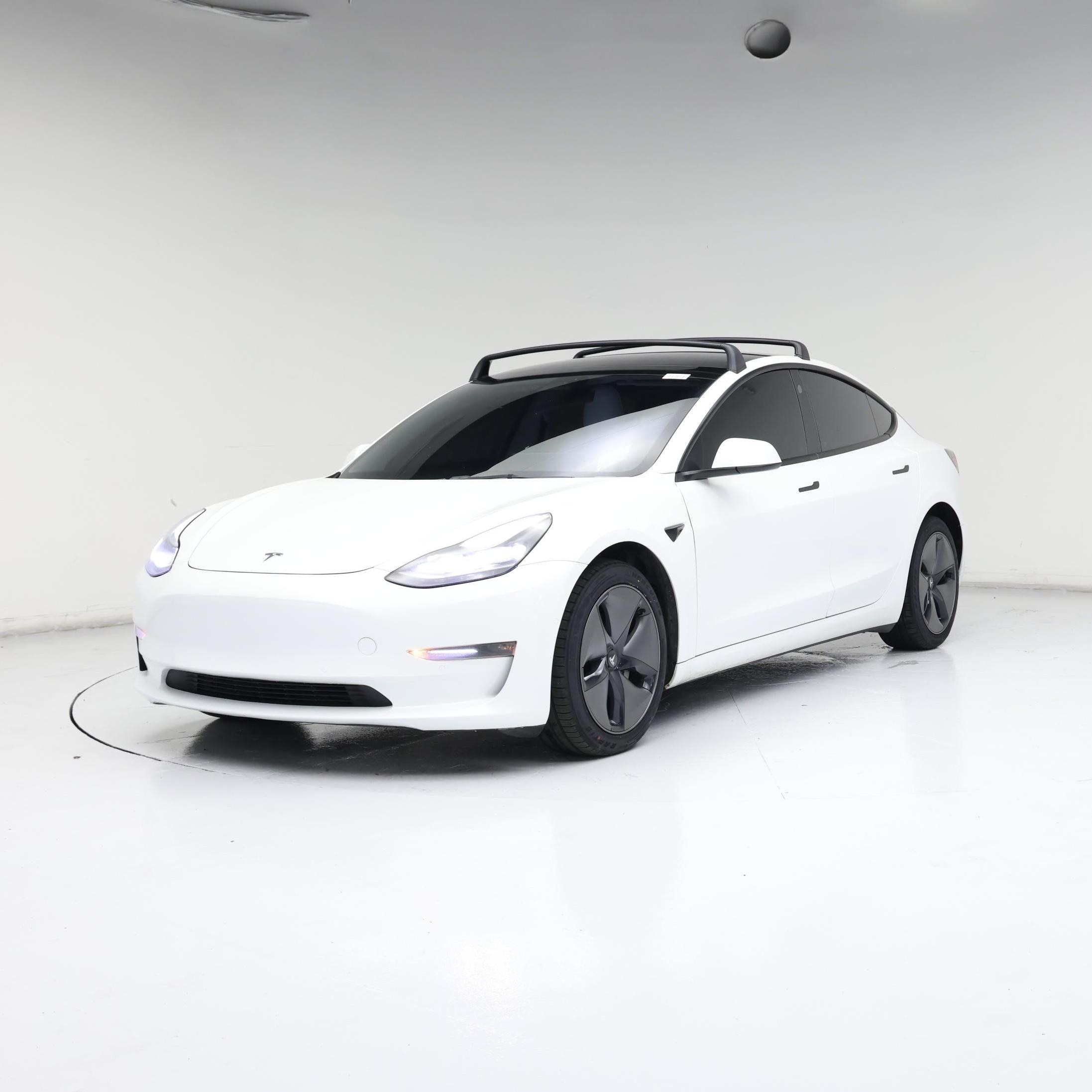 Thumbnail: 2022 Tesla Model 3 - 4