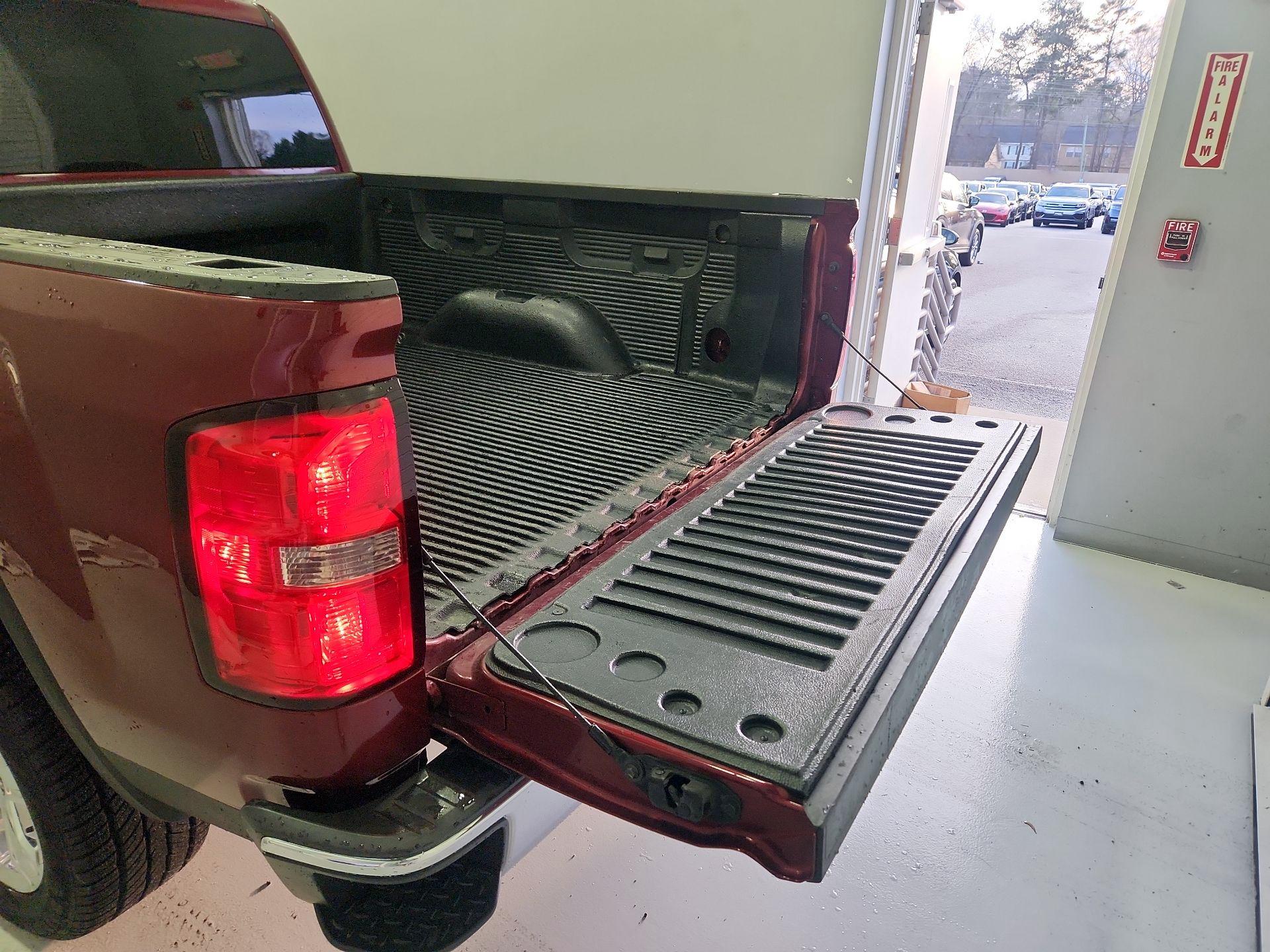 Thumbnail: 2017 GMC Sierra 1500 - 19