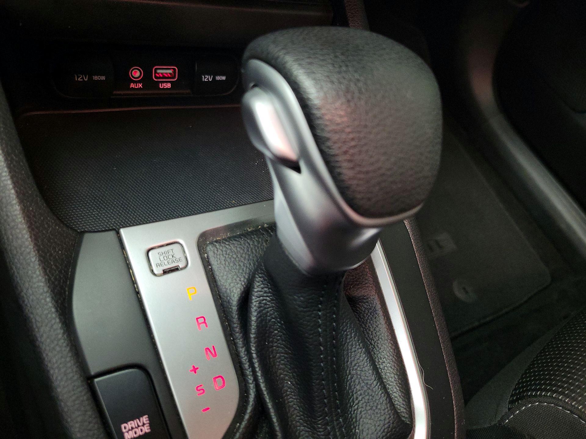 Thumbnail: 2021 Kia Forte - 16