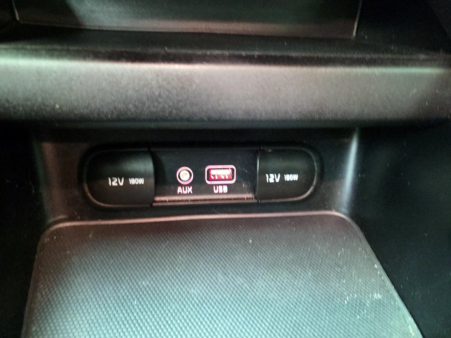 Thumbnail: 2021 Kia Forte - 17