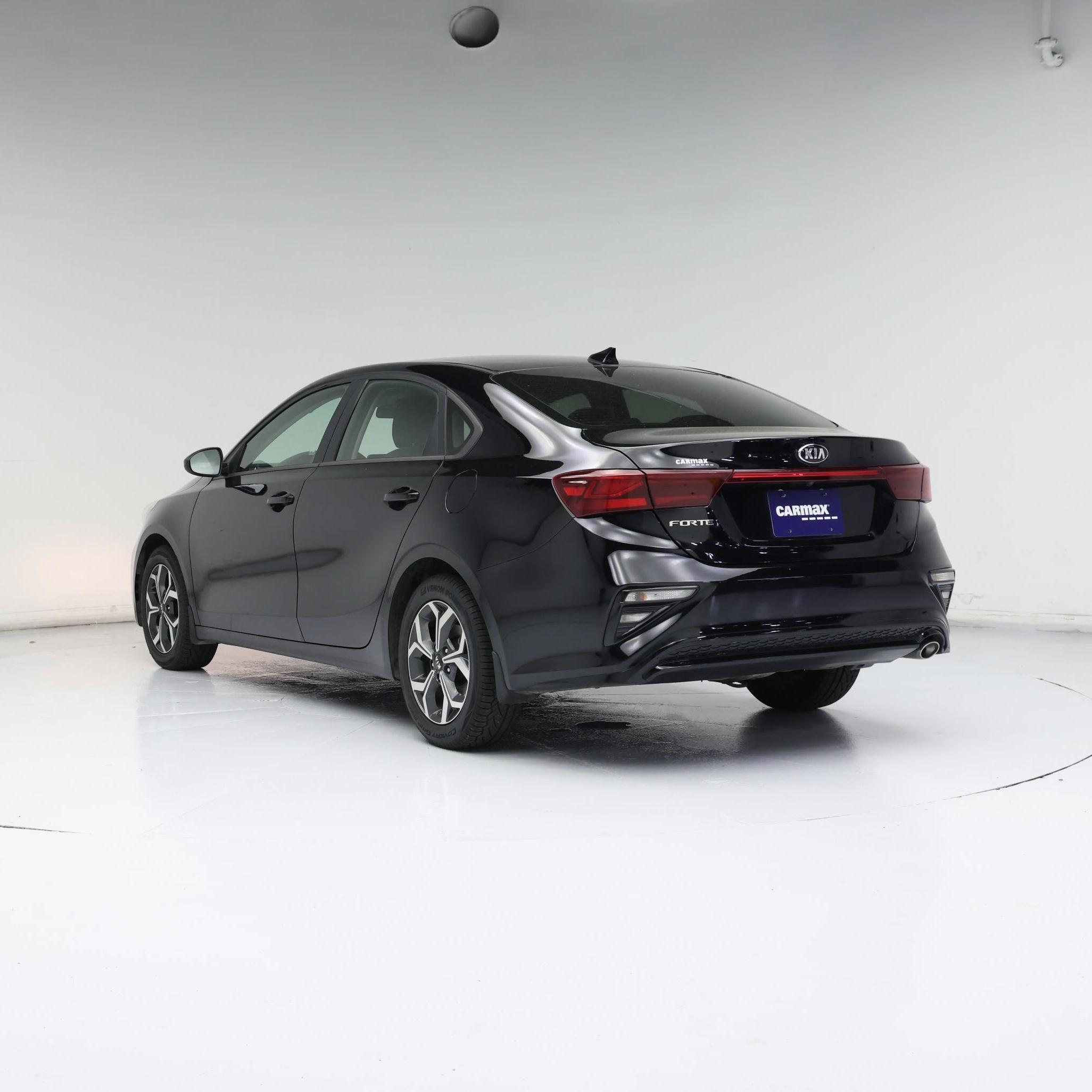 Thumbnail: 2021 Kia Forte - 2