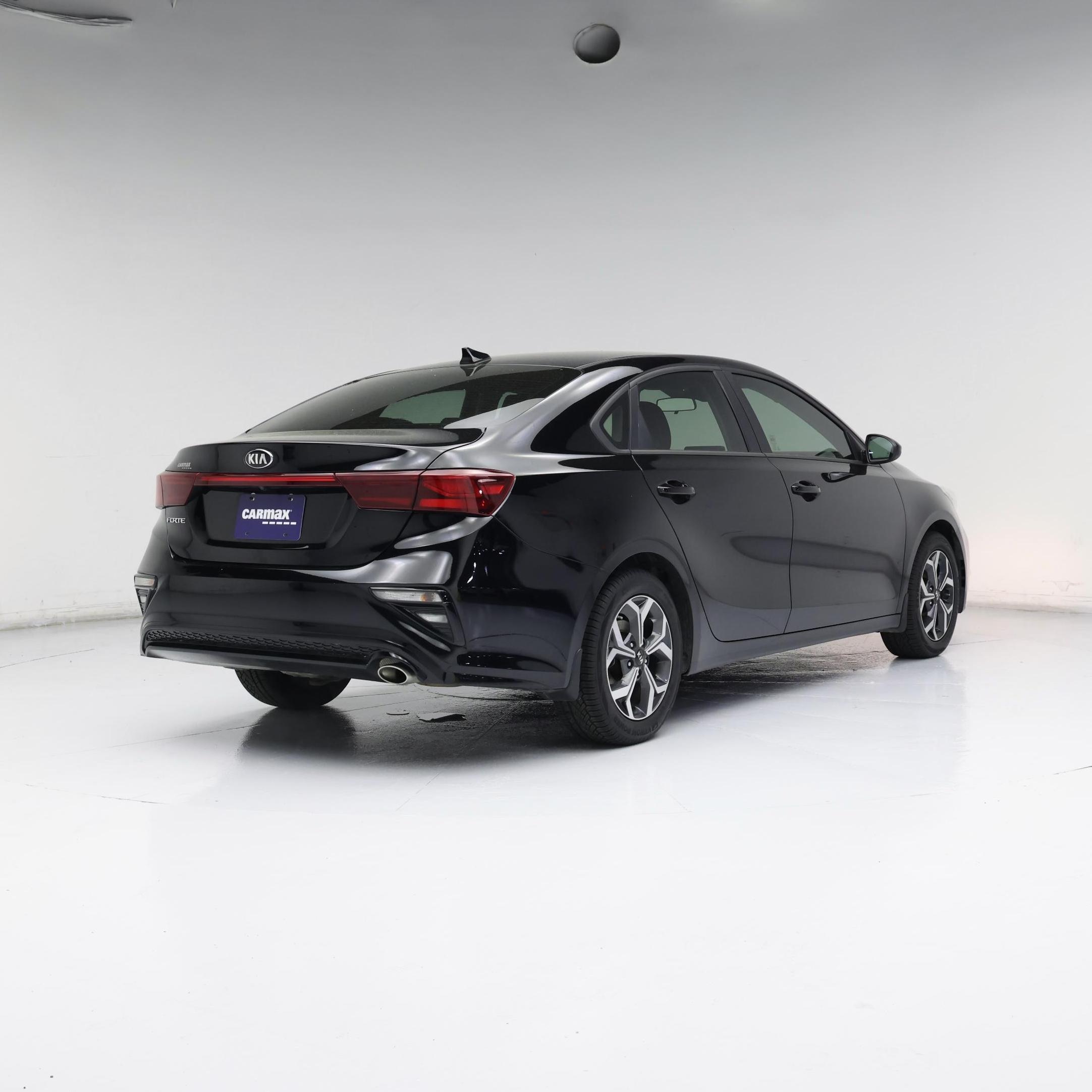 Thumbnail: 2021 Kia Forte - 8