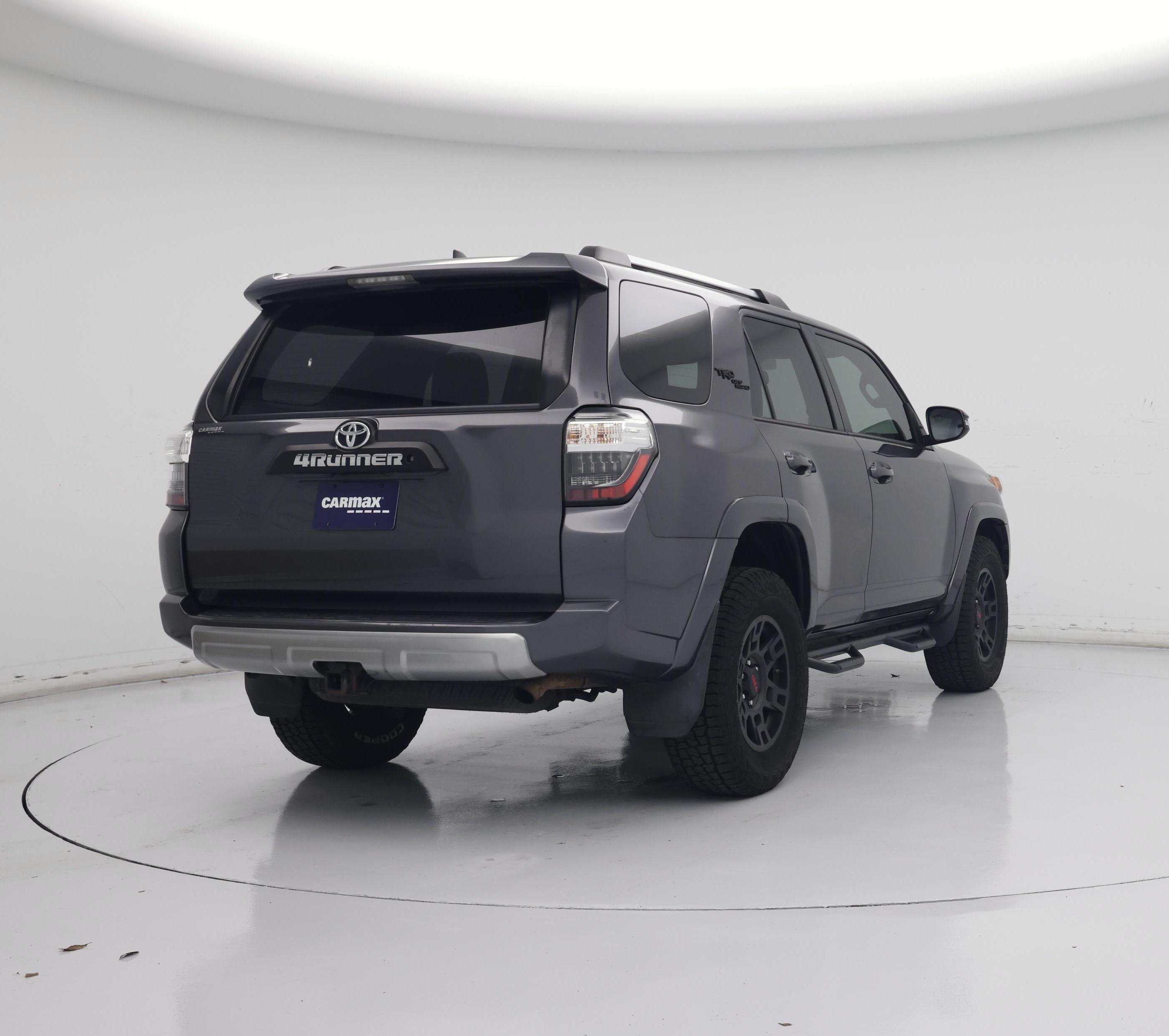 Thumbnail: 2018 Toyota 4Runner - 8