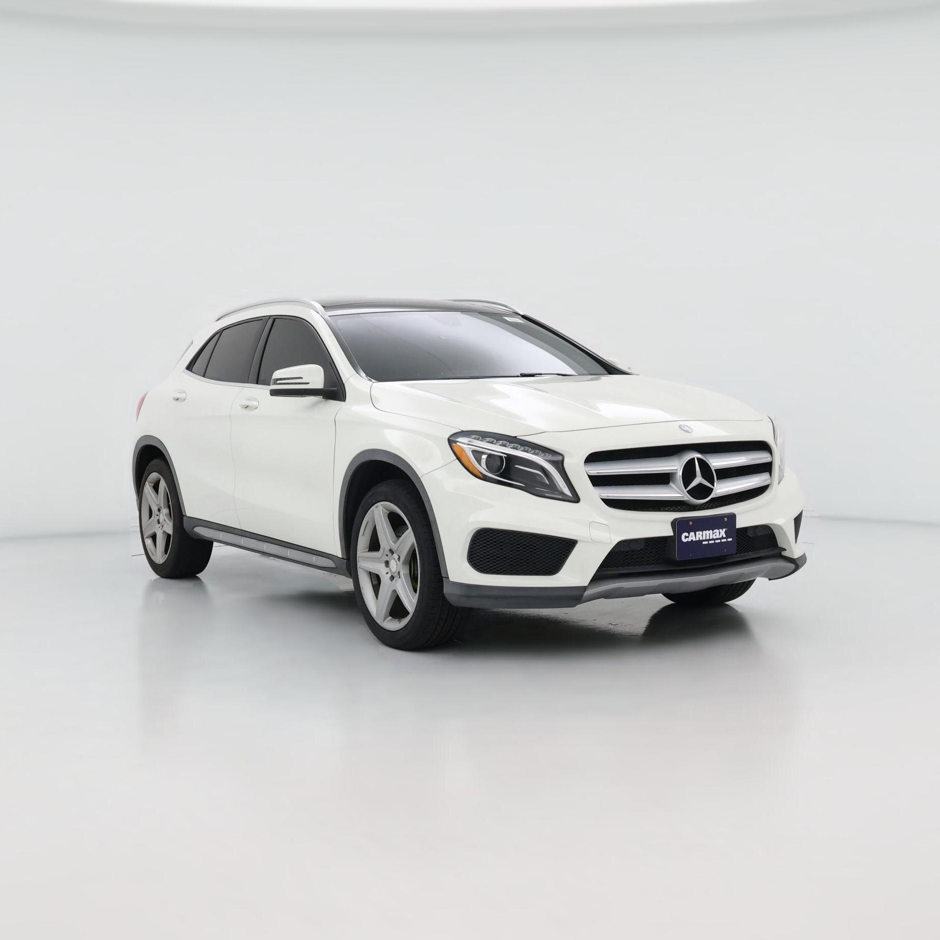 Thumbnail: 2015 Mercedes-Benz GLA - 1