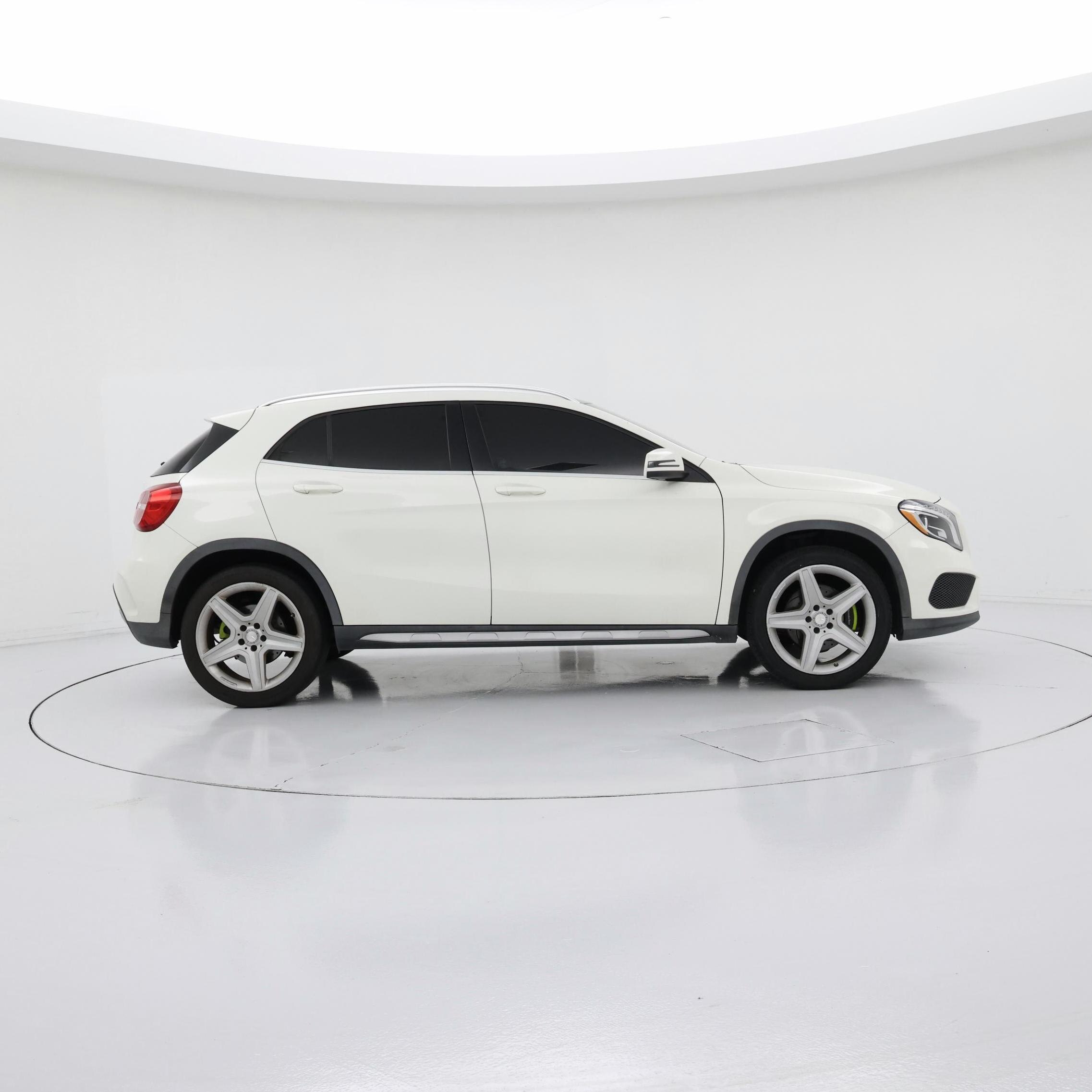 Thumbnail: 2015 Mercedes-Benz GLA - 7