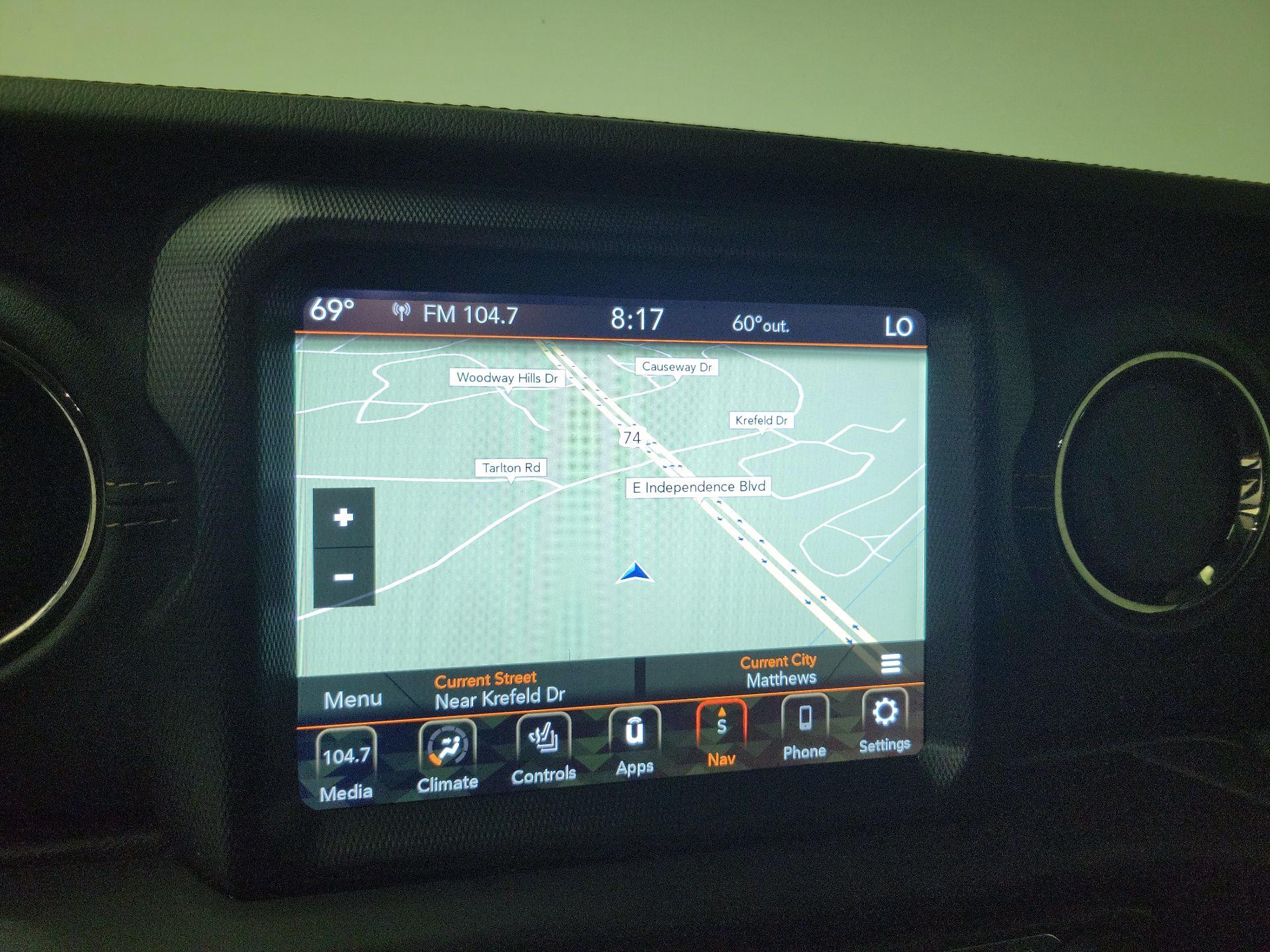 Thumbnail: 2022 Jeep Gladiator - 14