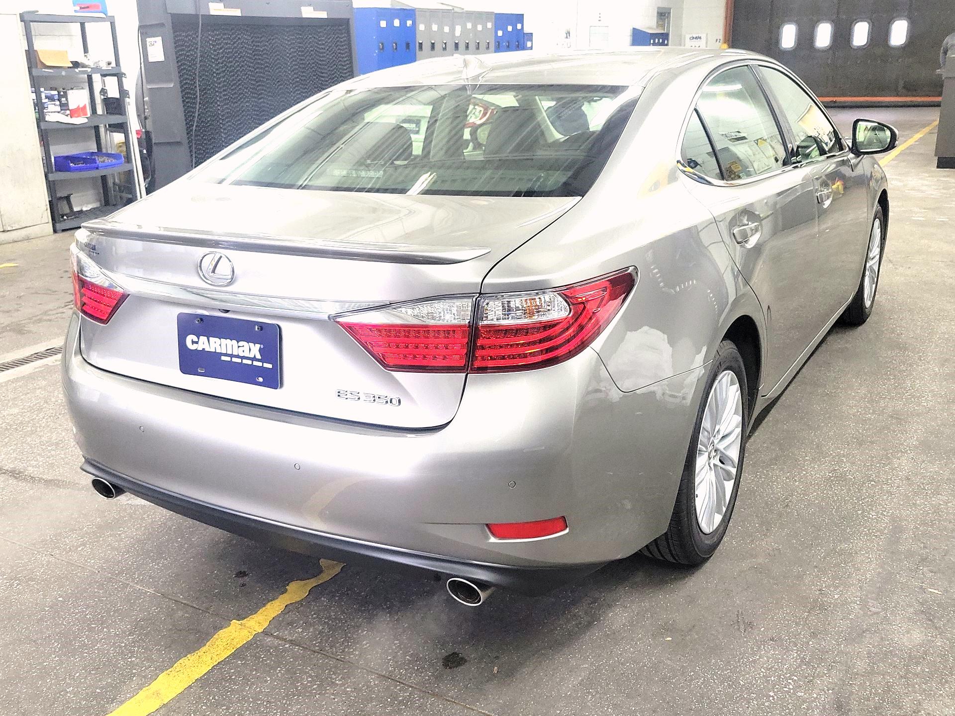 Thumbnail: 2015 Lexus ES - 5