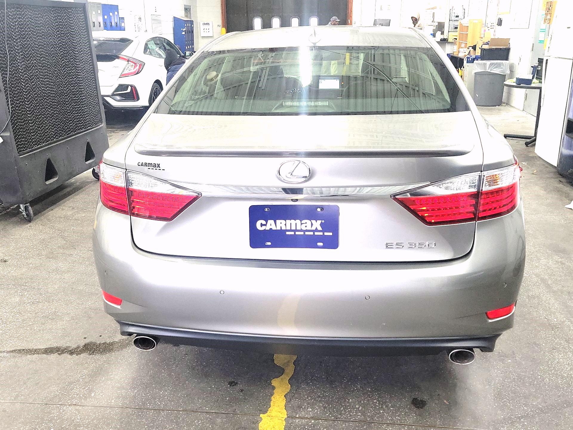 Thumbnail: 2015 Lexus ES - 6