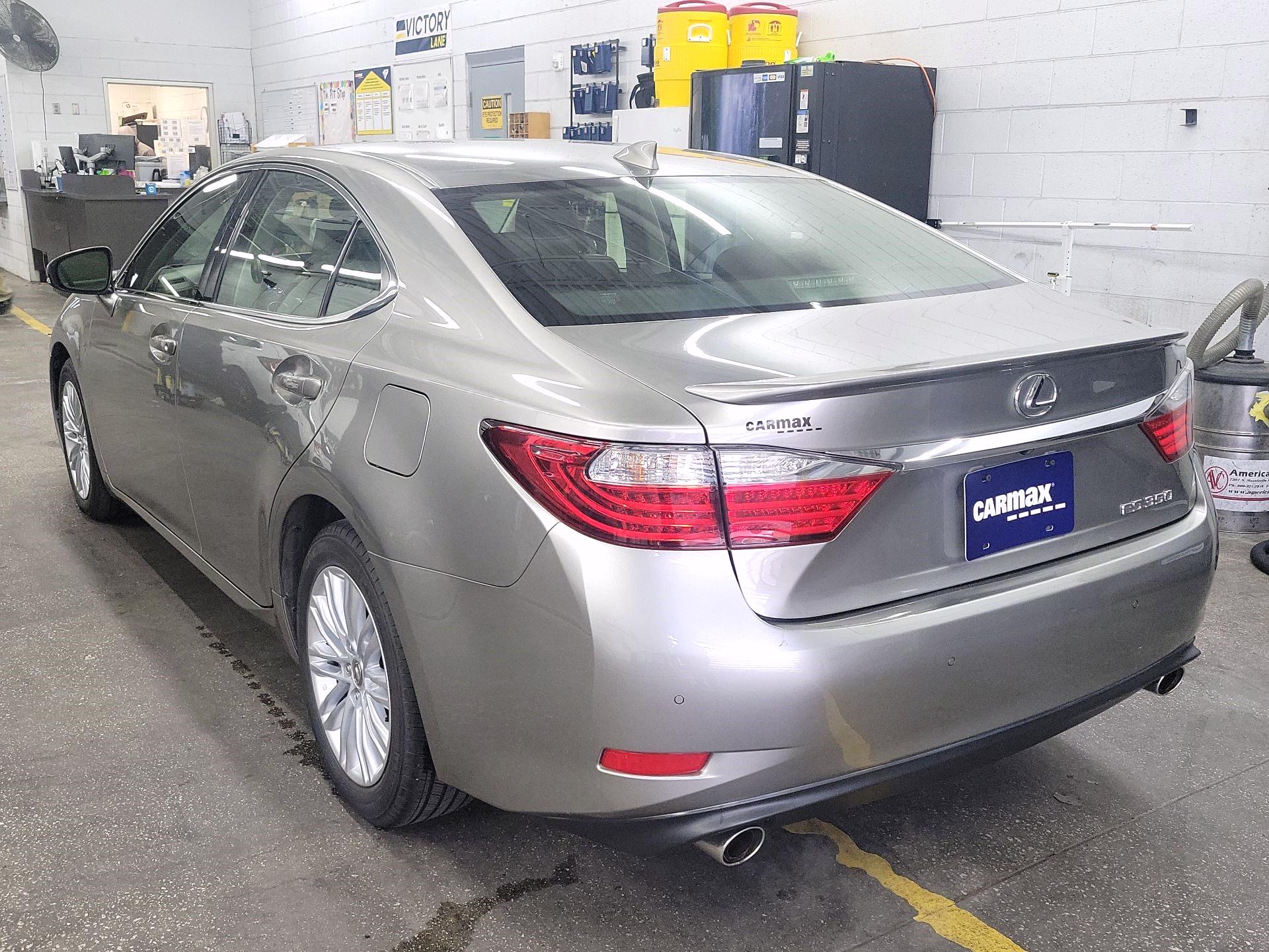 Thumbnail: 2015 Lexus ES - 7