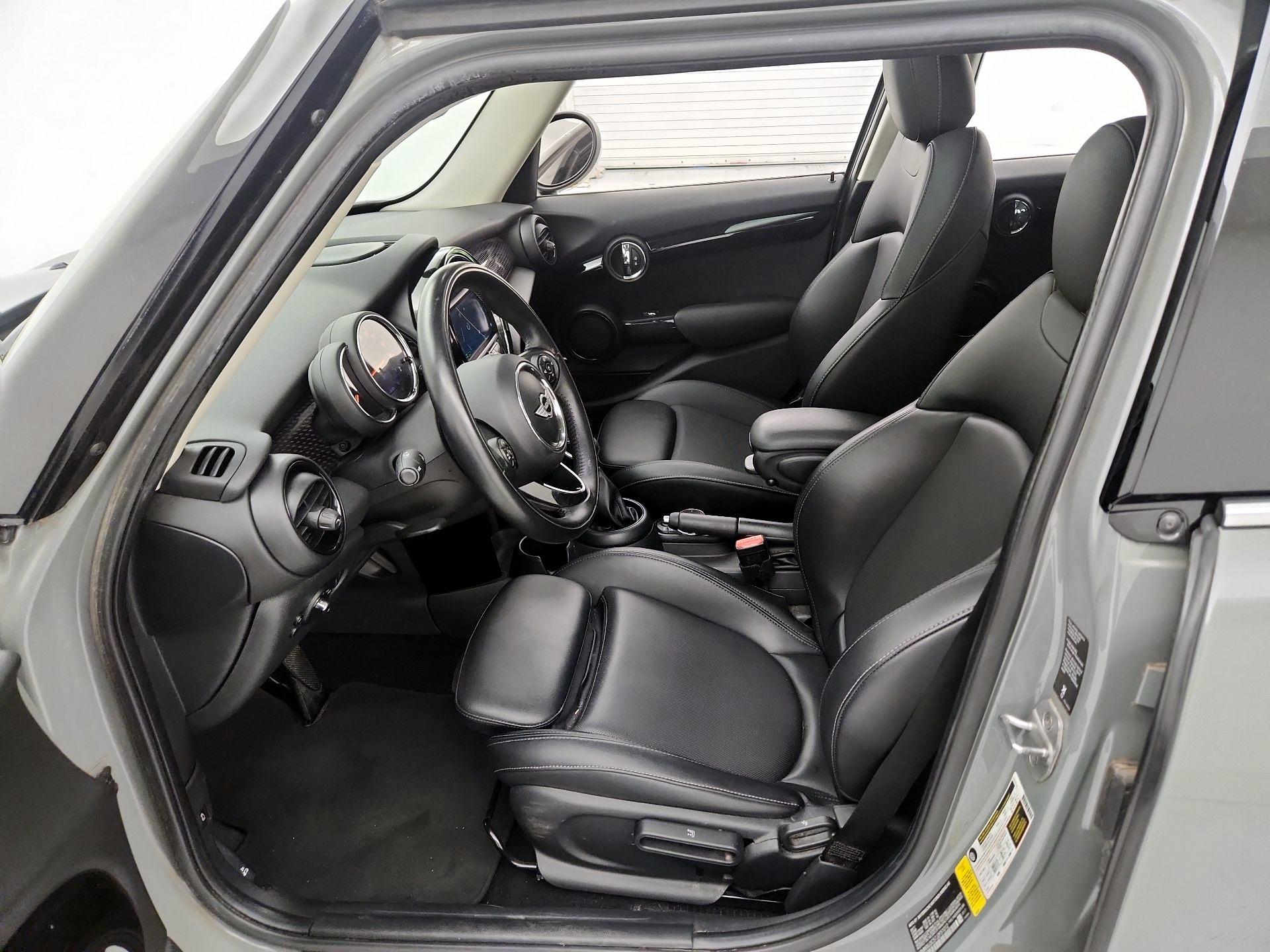 Thumbnail: 2018 MINI Cooper Hardtop - 11