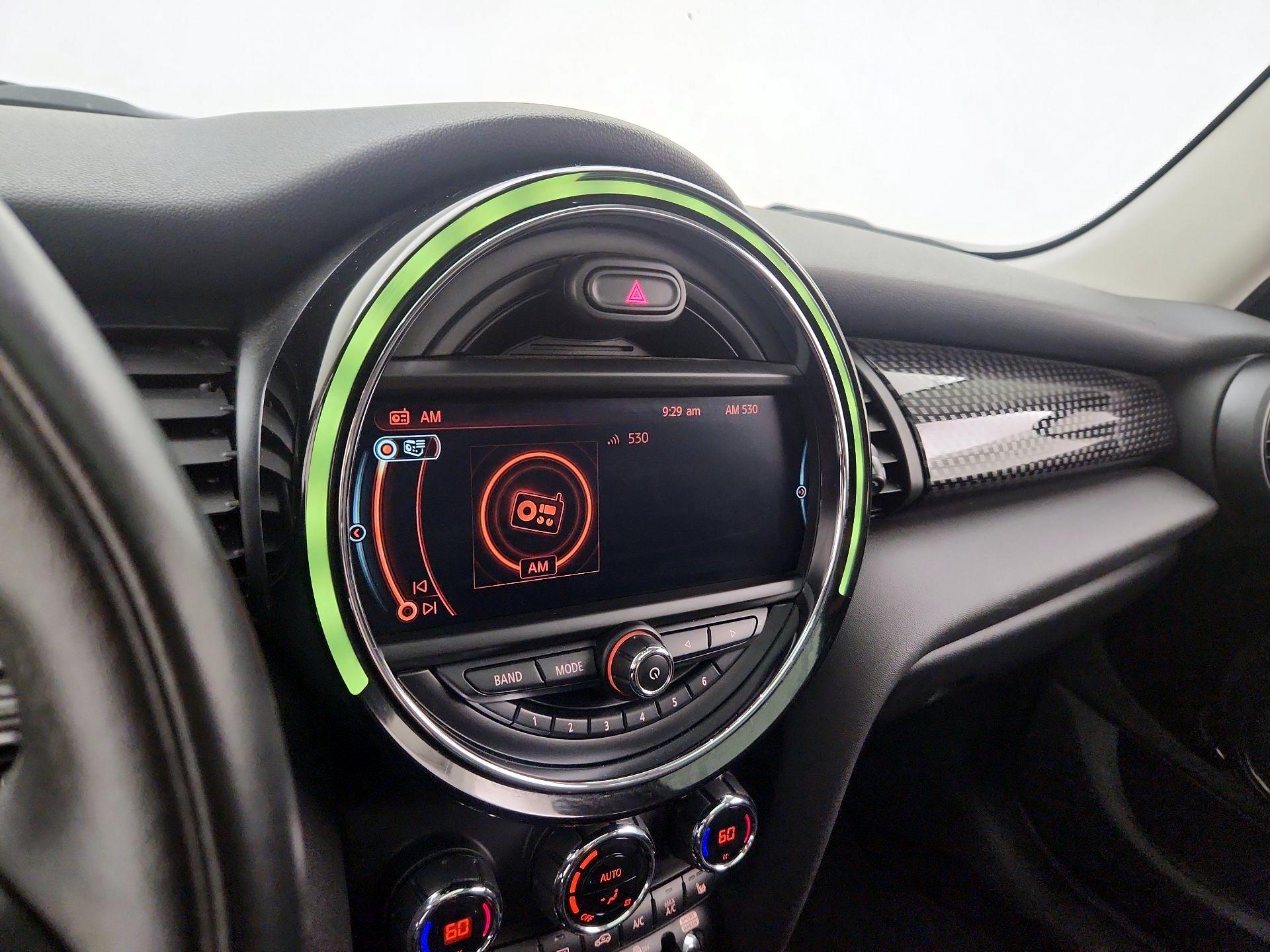 Thumbnail: 2018 MINI Cooper Hardtop - 16