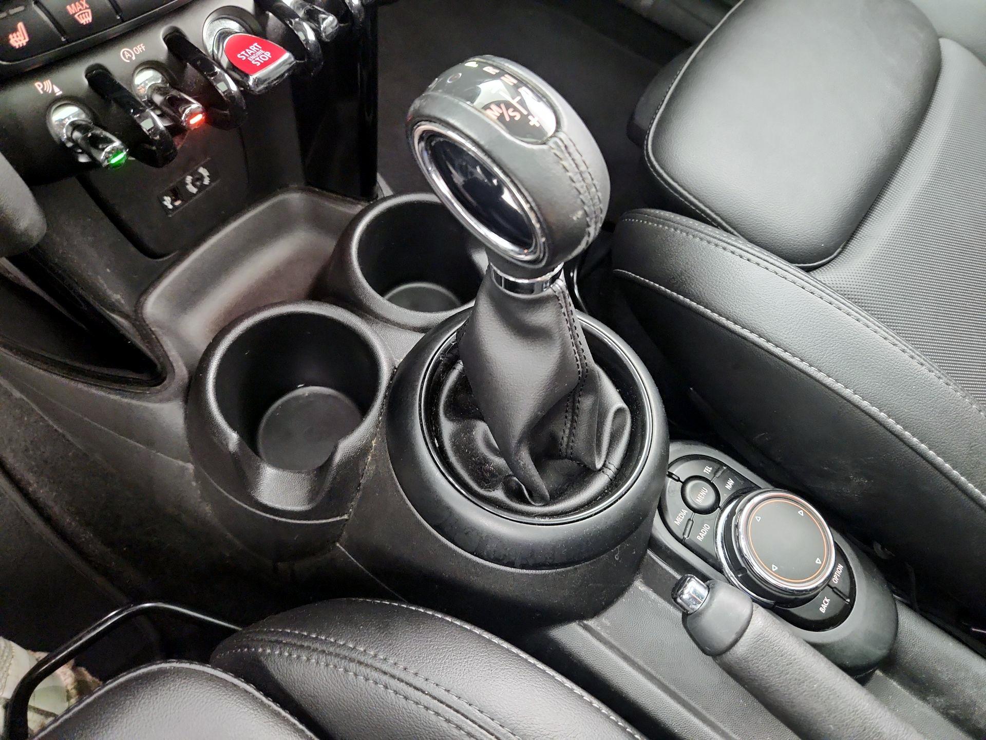 Thumbnail: 2018 MINI Cooper Hardtop - 18