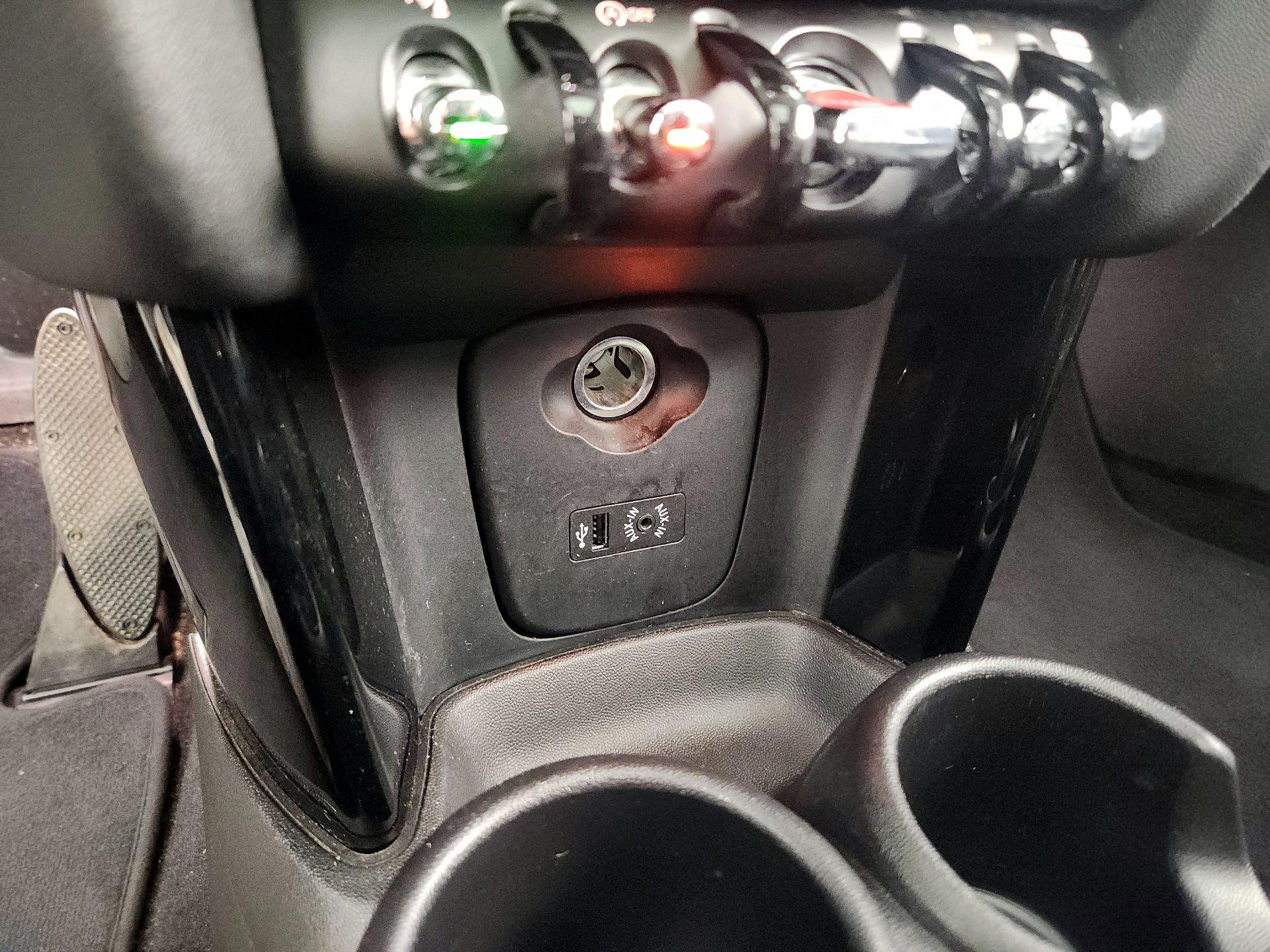 Thumbnail: 2018 MINI Cooper Hardtop - 19