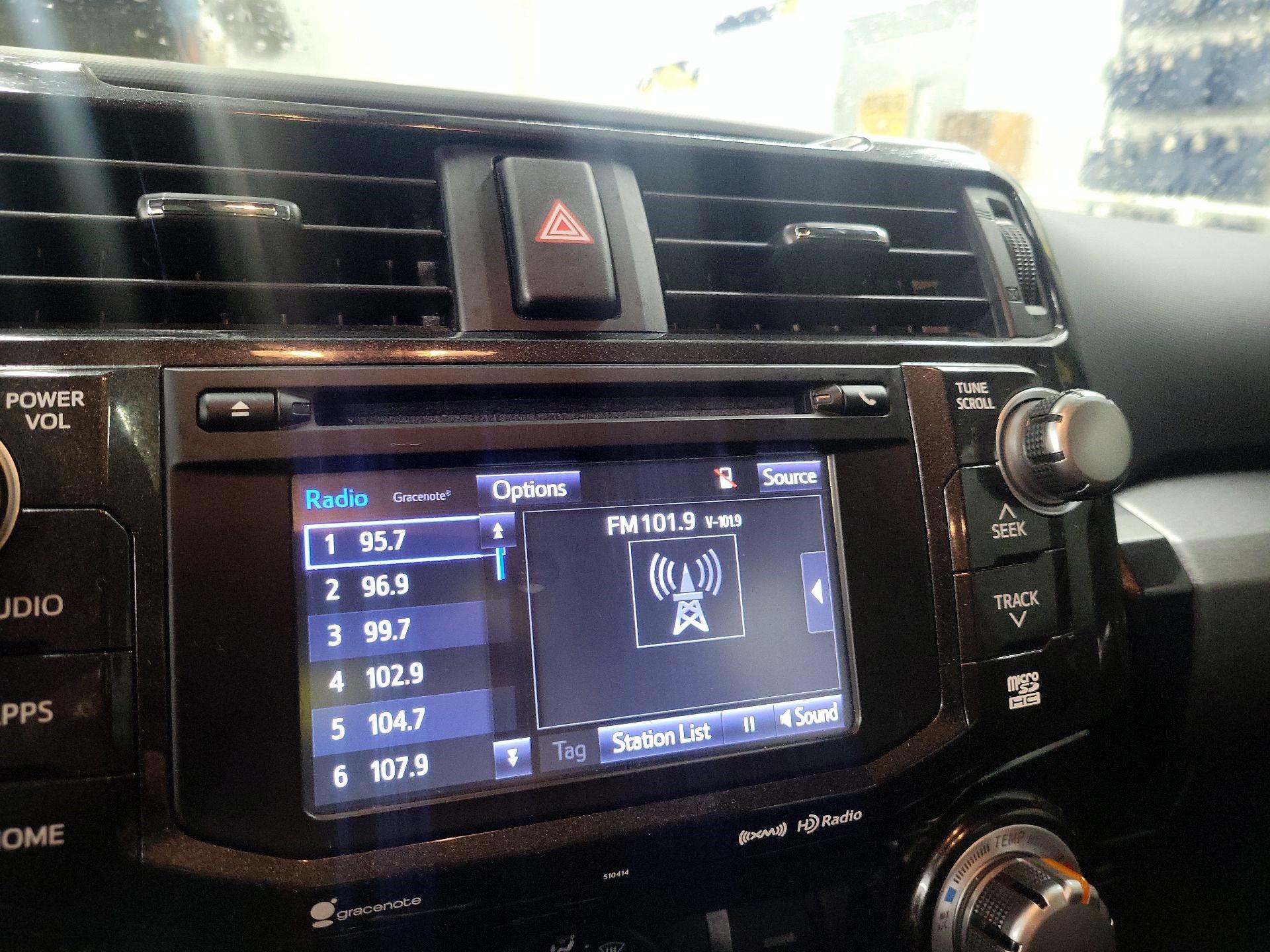 Thumbnail: 2019 Toyota 4Runner - 12