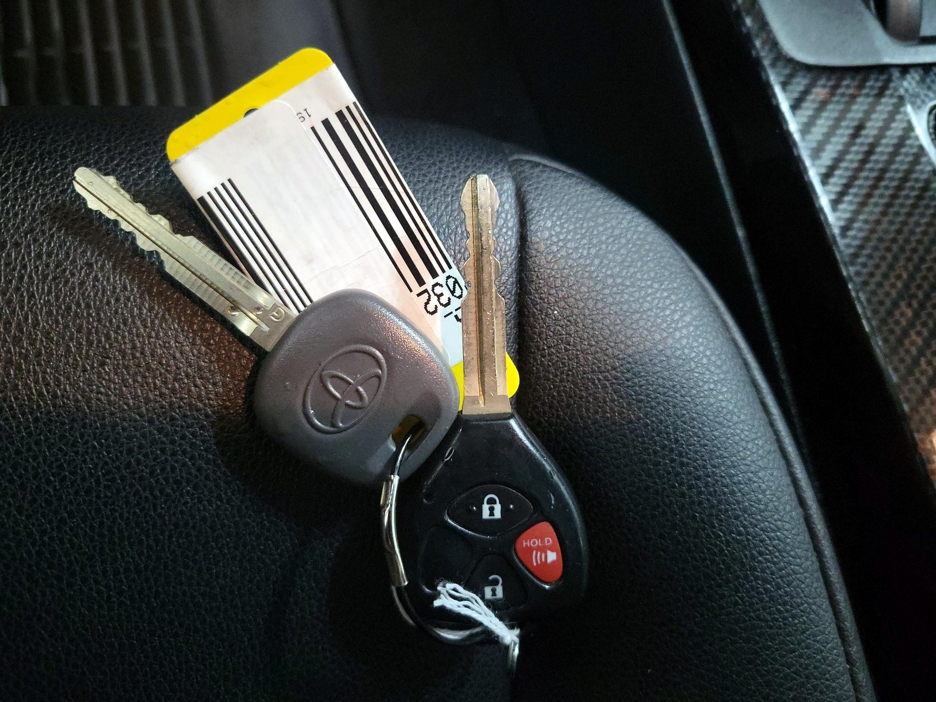 Thumbnail: 2019 Toyota 4Runner - 20