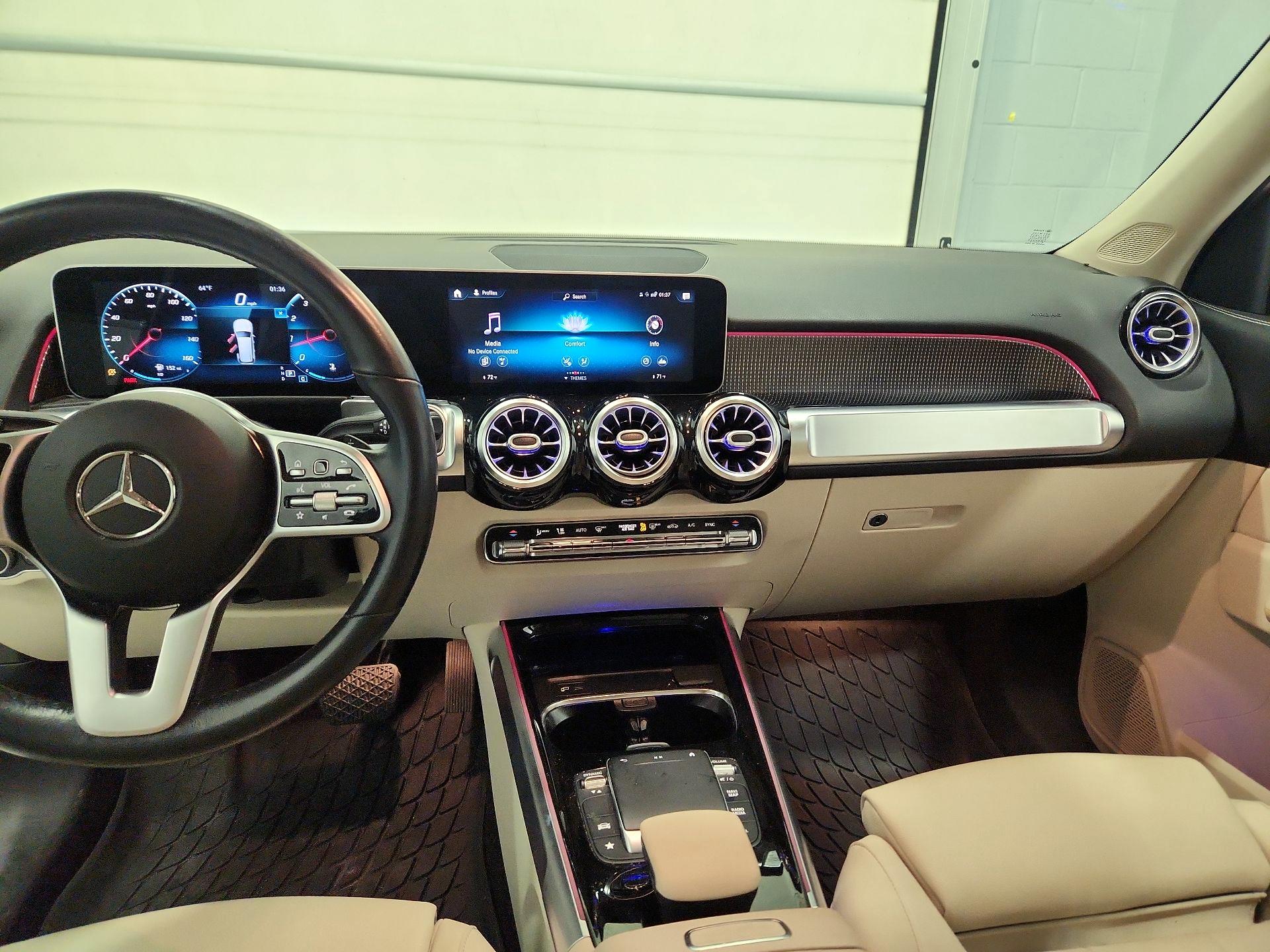 Thumbnail: 2021 Mercedes-Benz GLB - 9