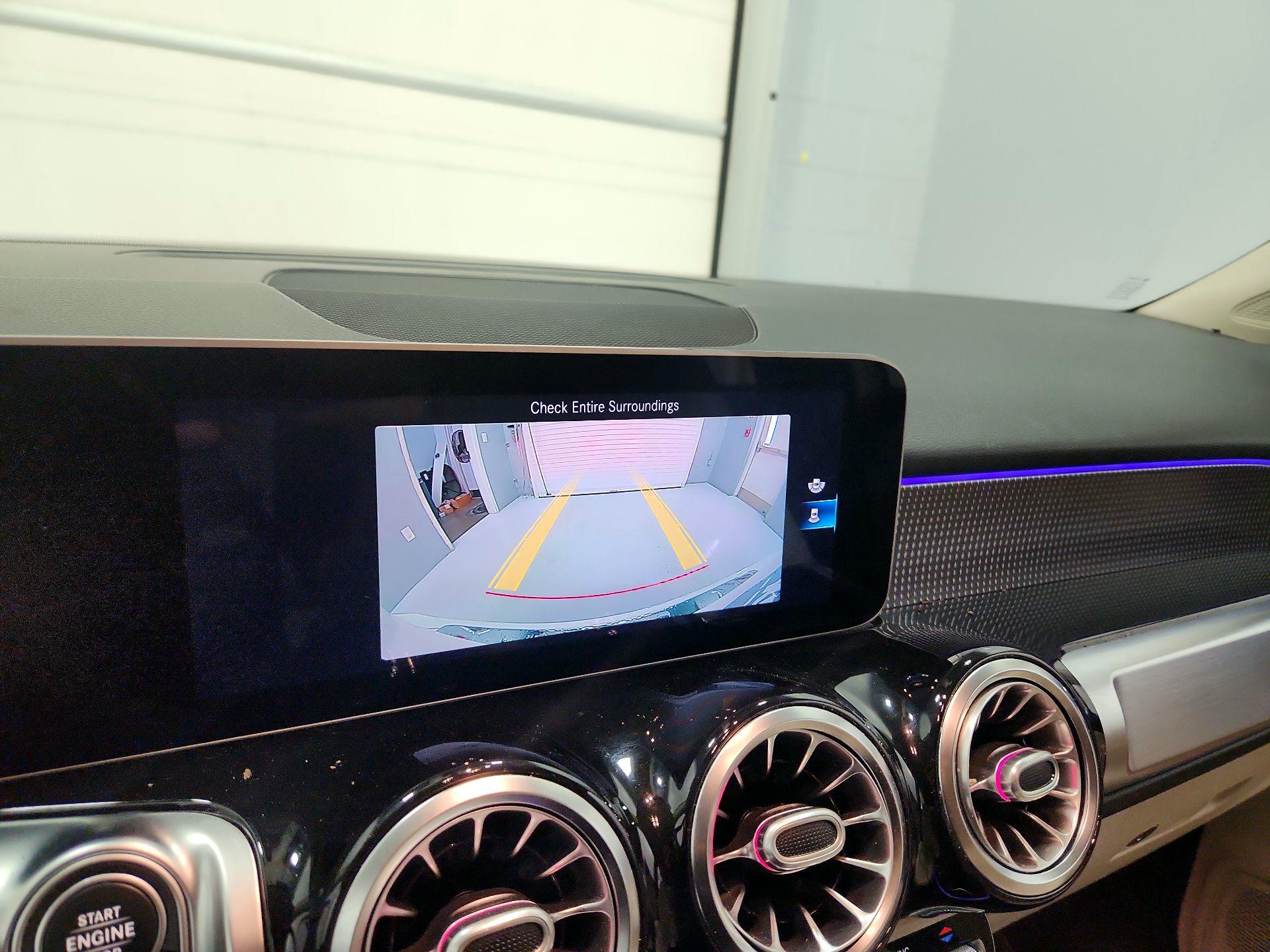 Thumbnail: 2021 Mercedes-Benz GLB - 14