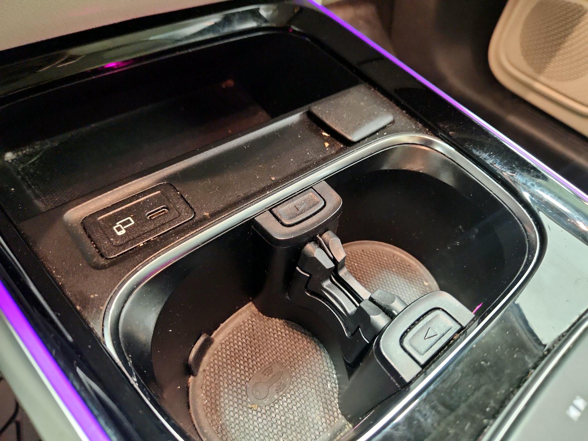 Thumbnail: 2021 Mercedes-Benz GLB - 18