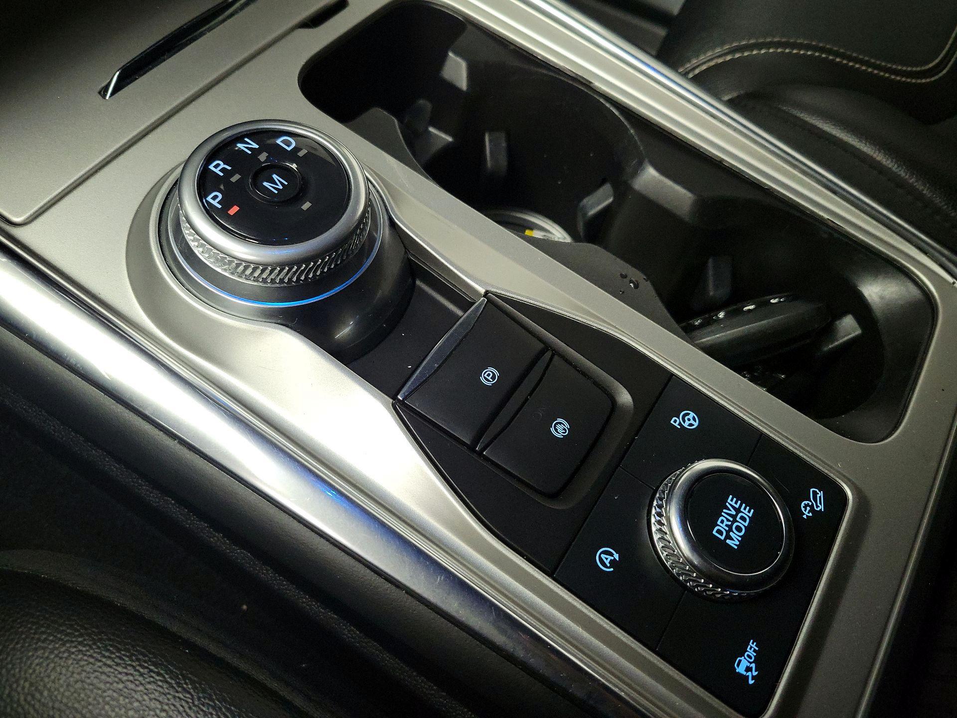 Thumbnail: 2020 Ford Explorer - 17