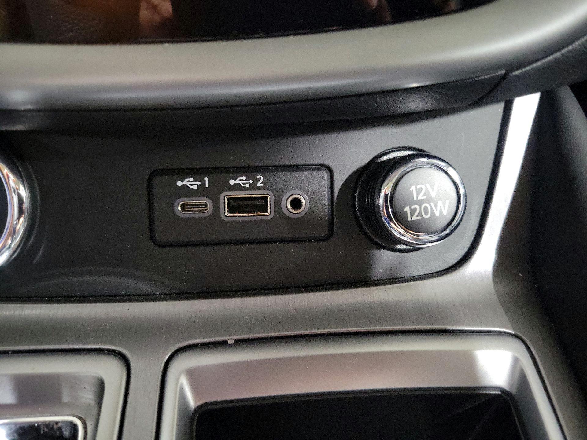 Thumbnail: 2019 Nissan Murano - 19