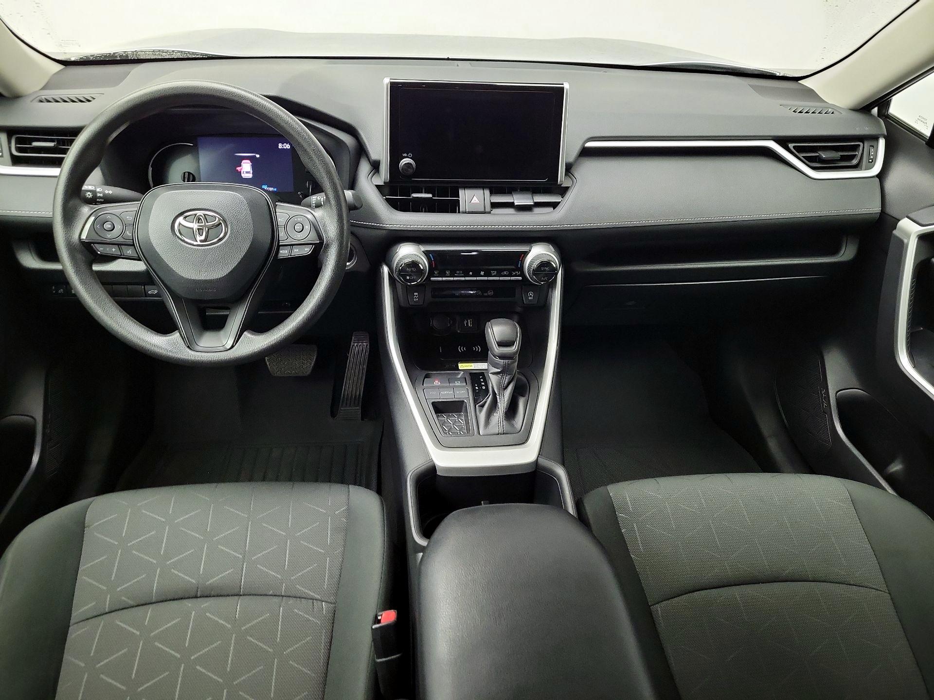 Thumbnail: 2024 Toyota RAV4 - 9