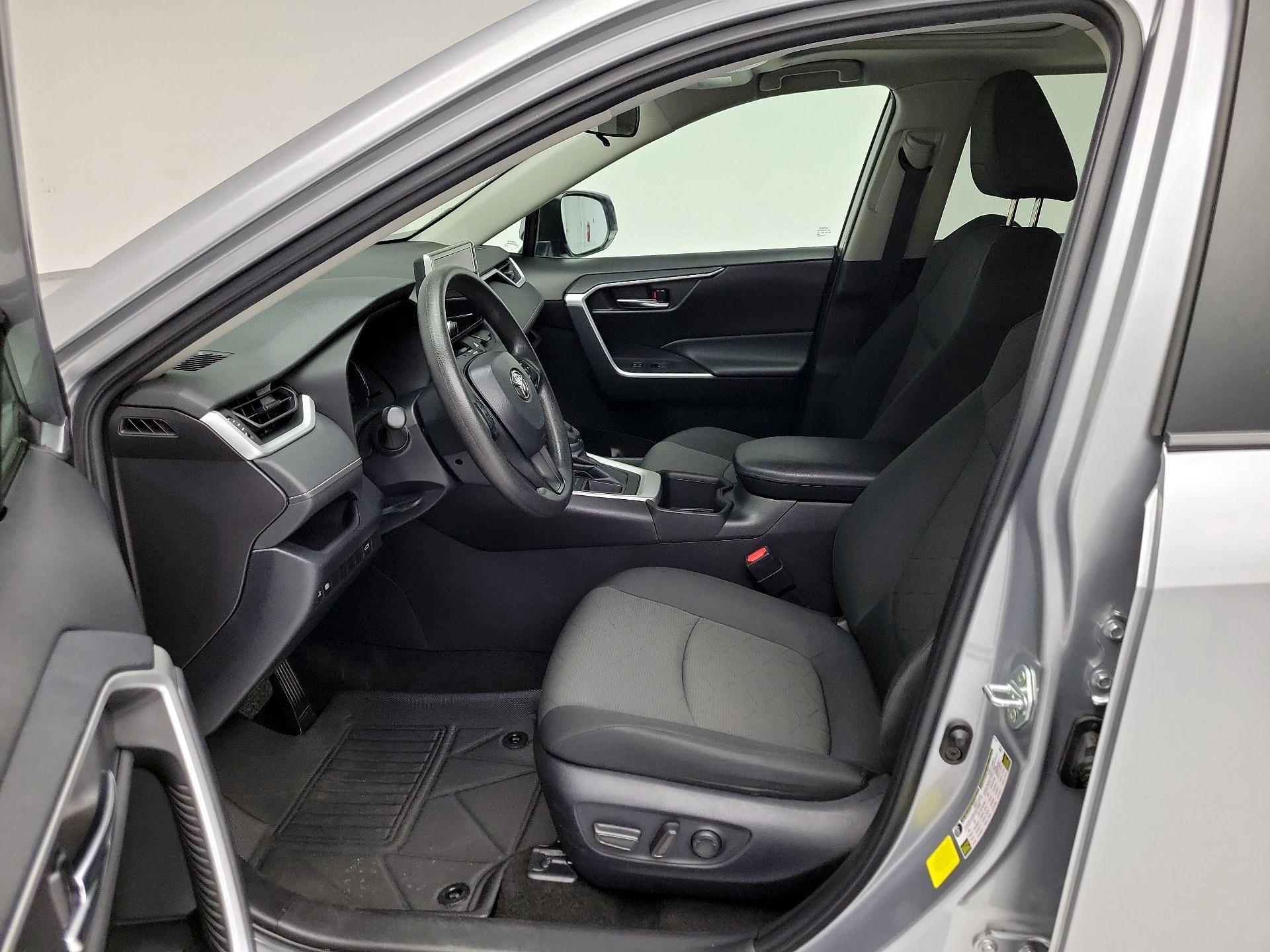 Thumbnail: 2024 Toyota RAV4 - 11