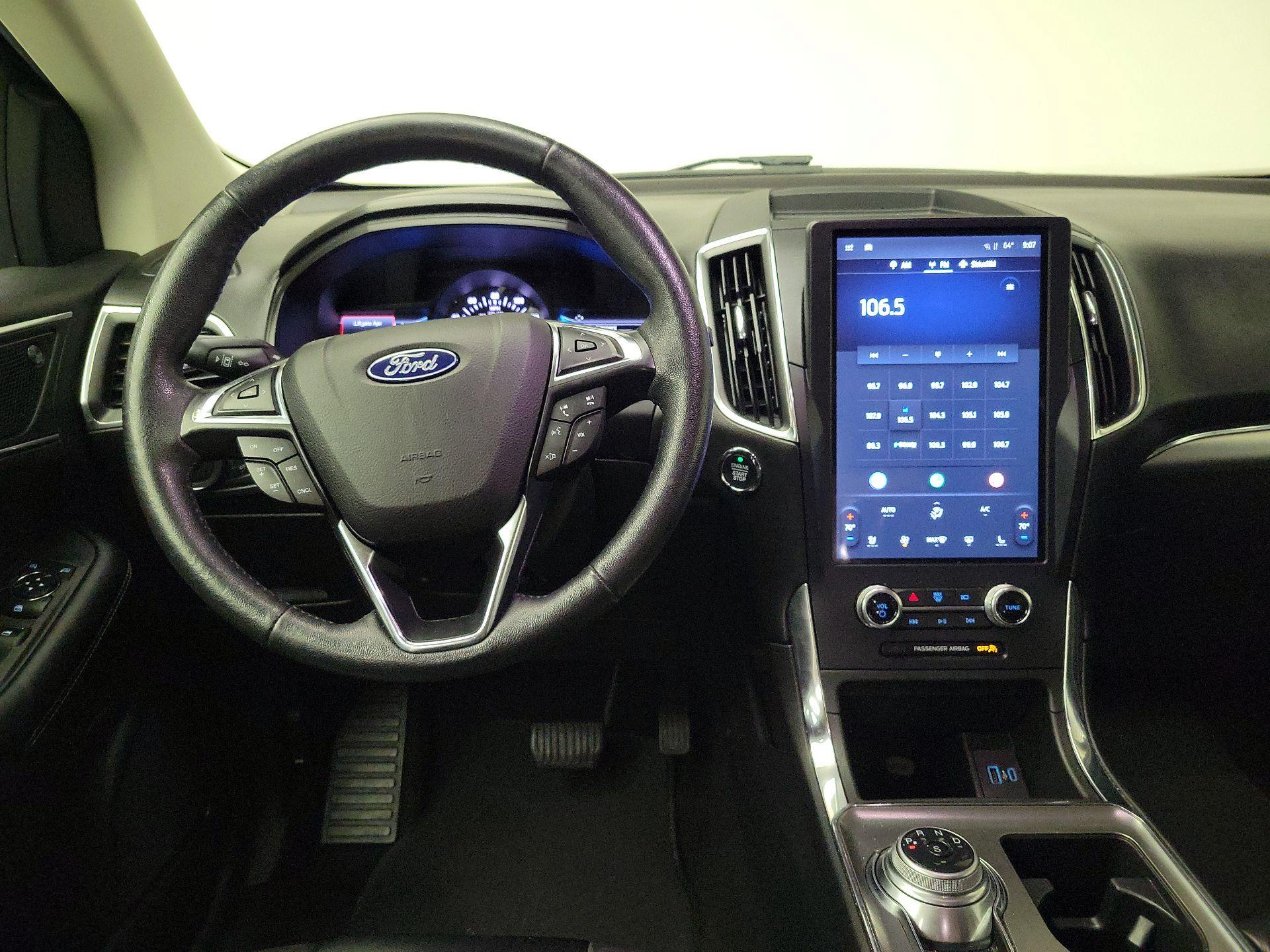 Thumbnail: 2022 Ford Edge - 10