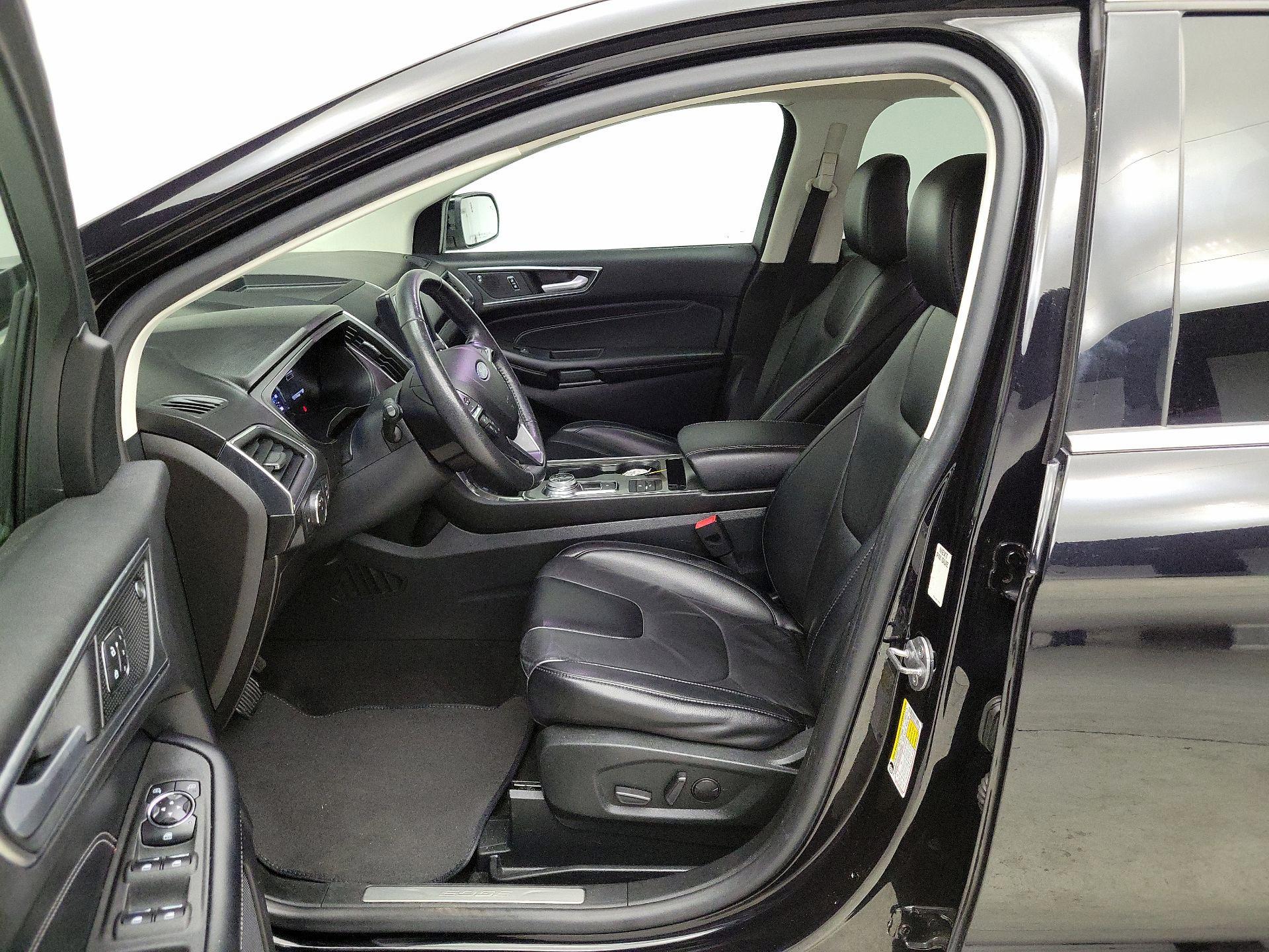 Thumbnail: 2022 Ford Edge - 11