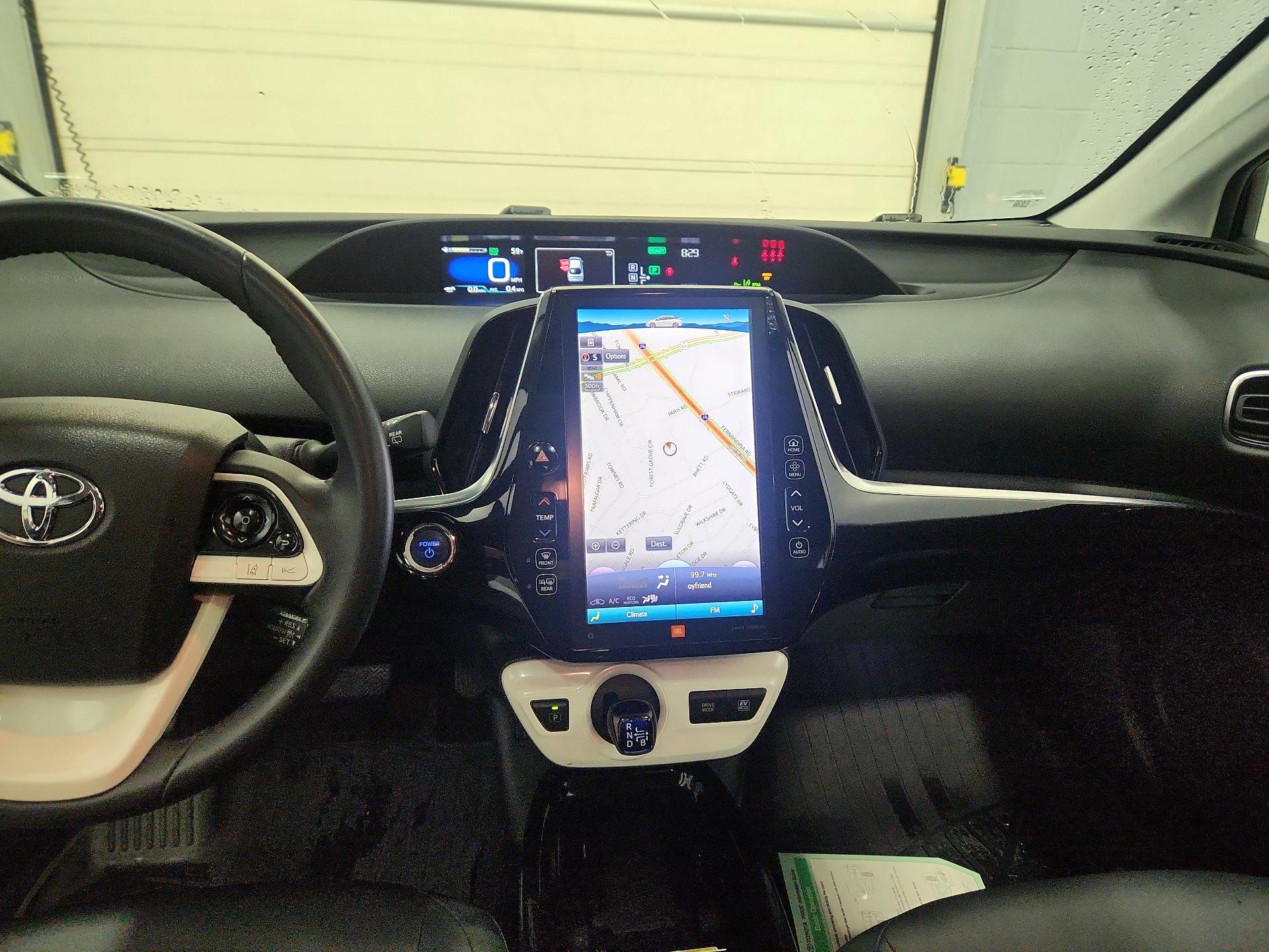 Thumbnail: 2018 Toyota Prius - 9