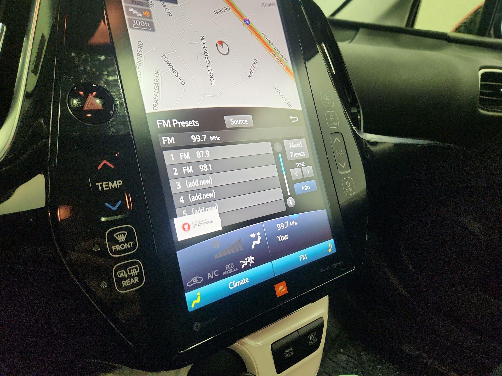 Thumbnail: 2018 Toyota Prius - 16